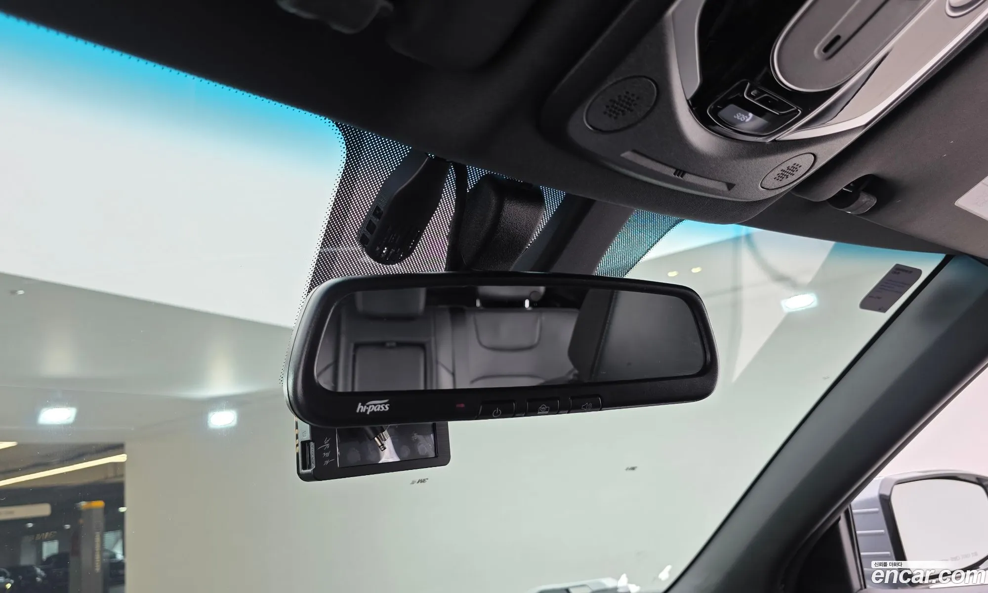 KG Mobility (SsangYong) Torres 2022 — 11