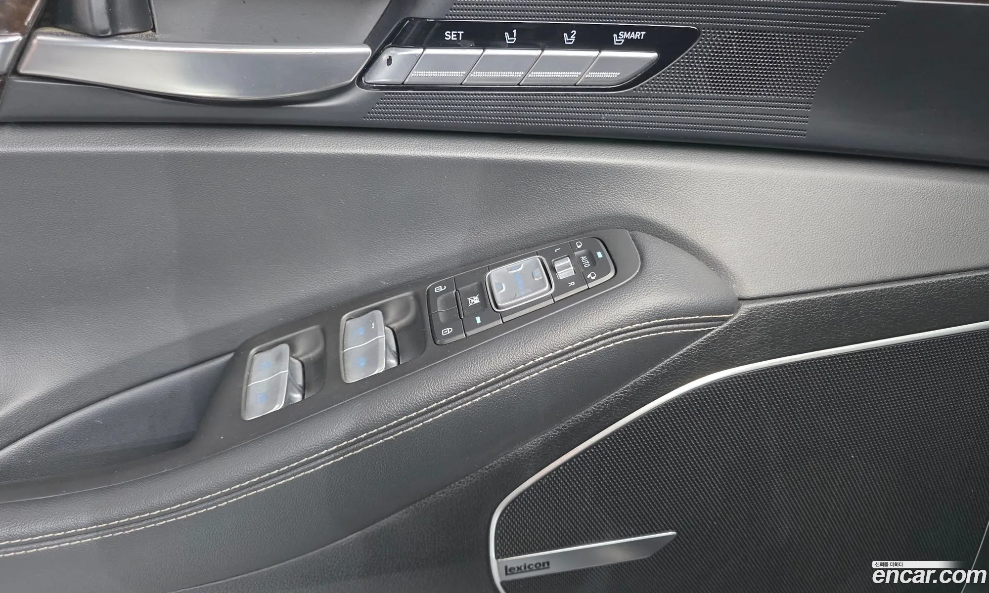 Genesis G90 2019 — 14