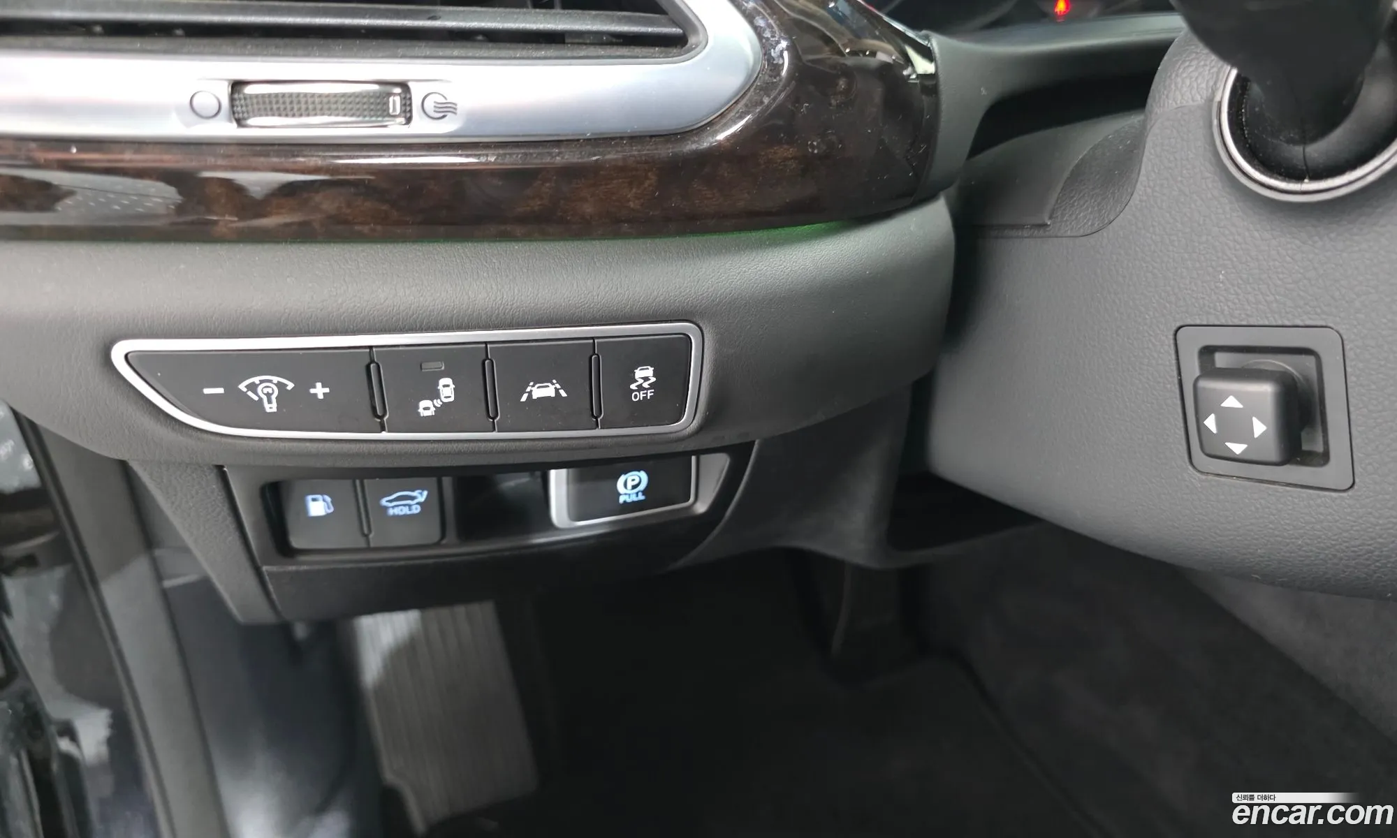Genesis G90 2019 — 3