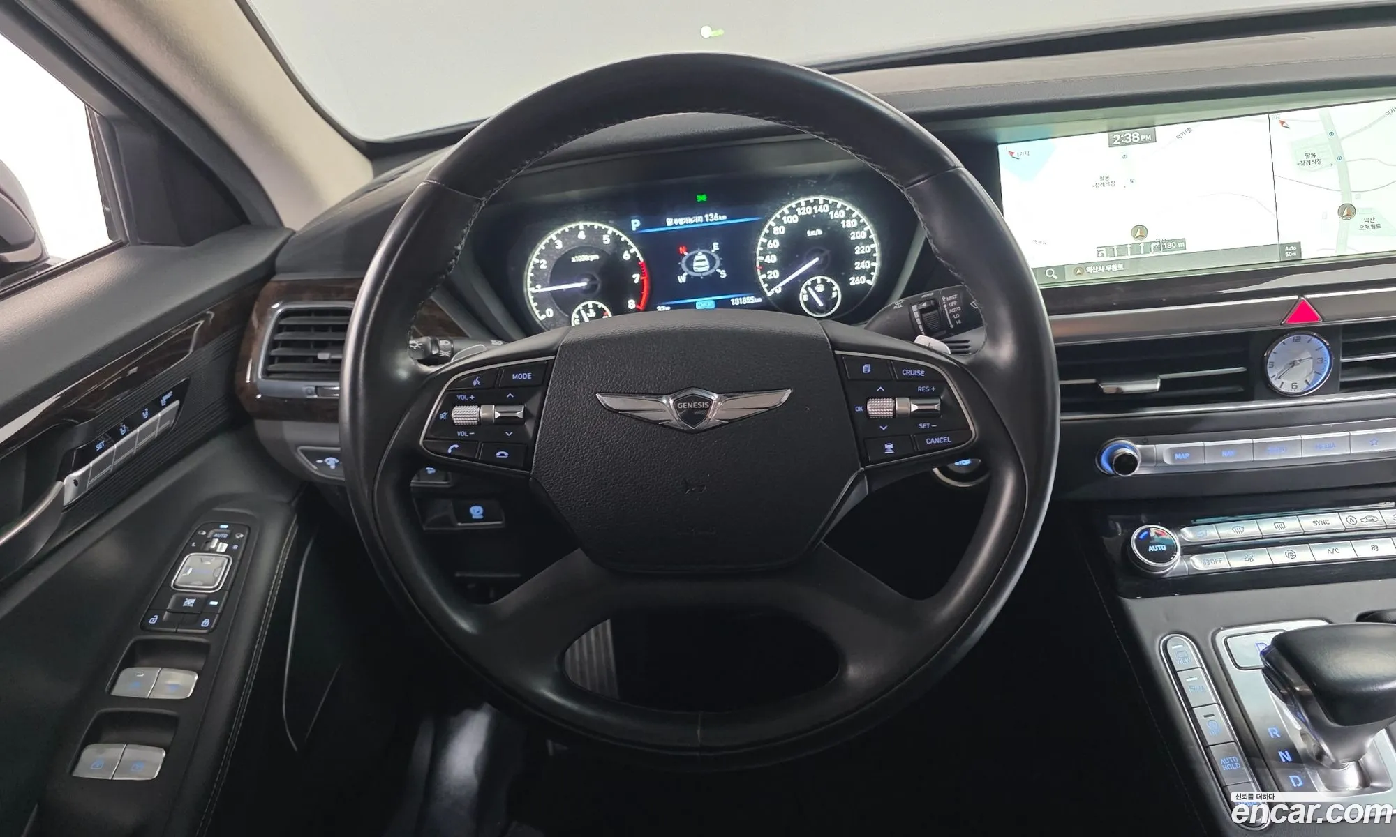 Genesis G90 2019 — 13