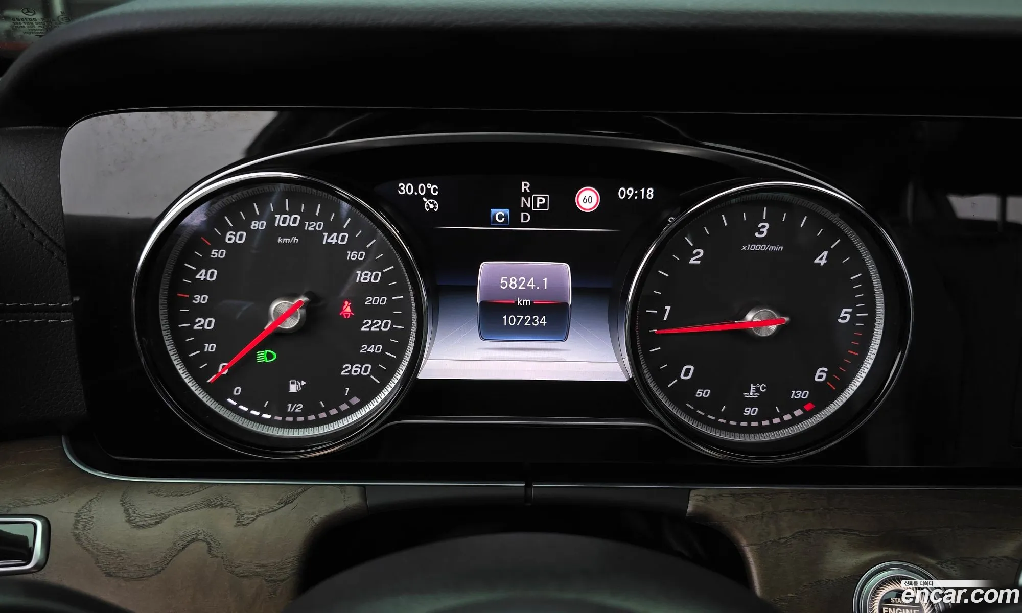 Mercedes-Benz E-Class W213 2019 WDDZF0FB1KA523738 — 14