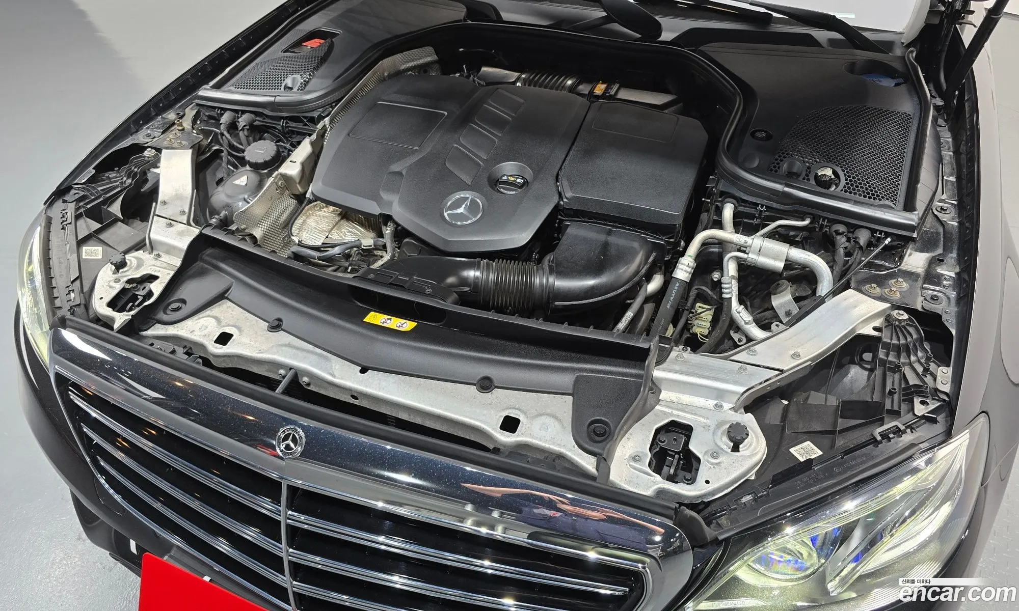 Mercedes-Benz E-Class W213 2019 WDDZF0FB1KA523738 — 12