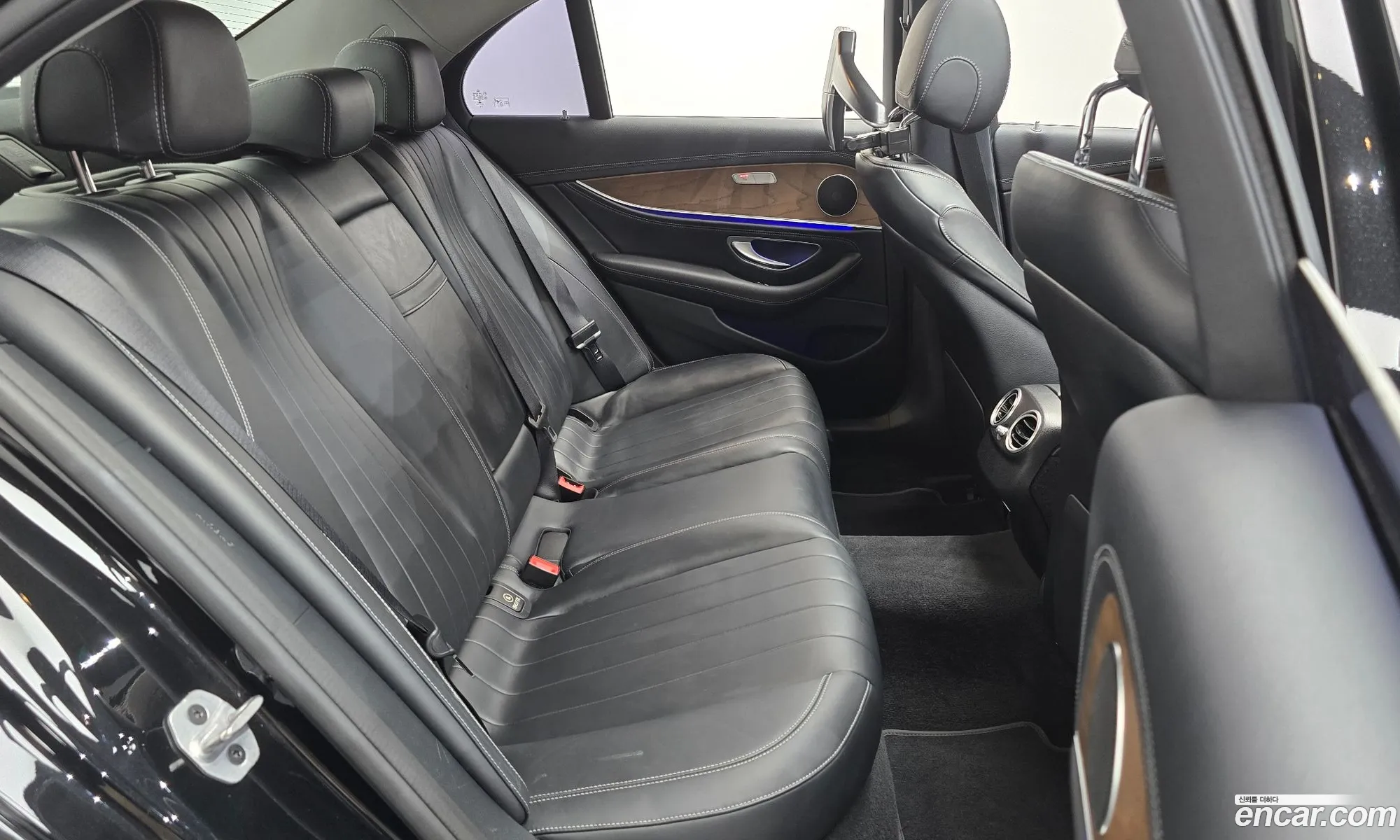 Mercedes-Benz E-Class W213 2019 WDDZF0FB1KA523738 — 7