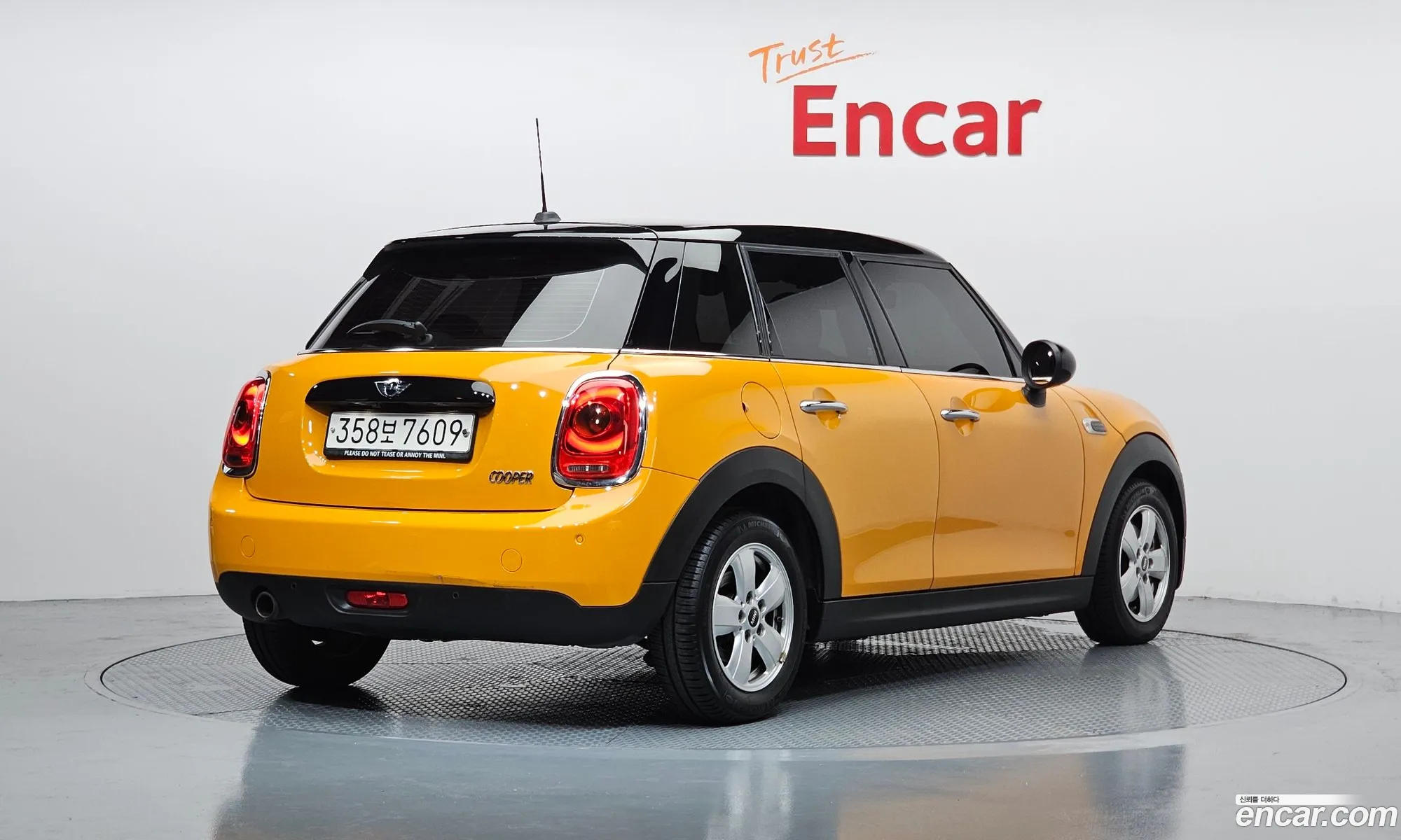 Mini Cooper 2018 WMWXU1103J2H33561 — 7
