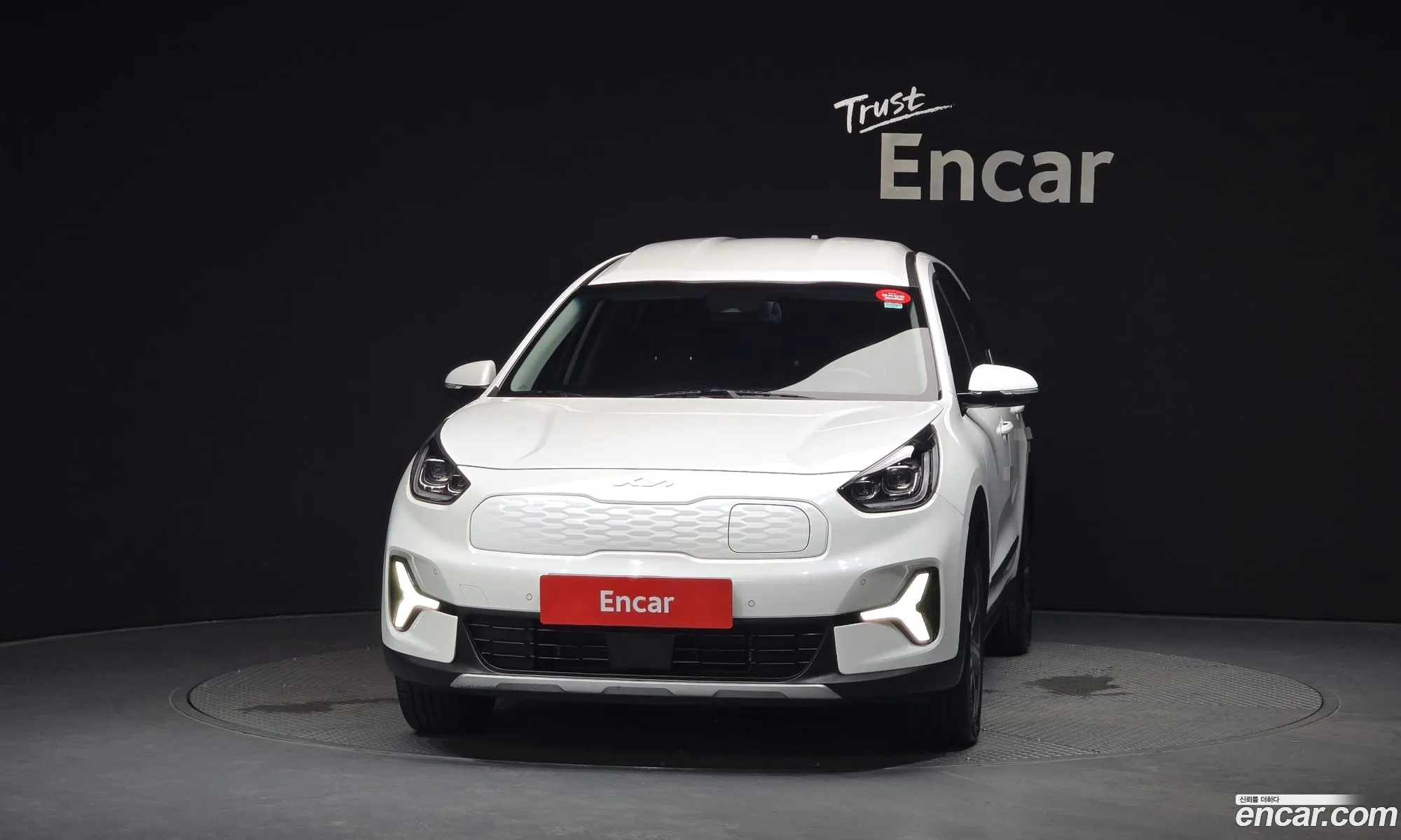 Kia Niro Plus 2022 — 10