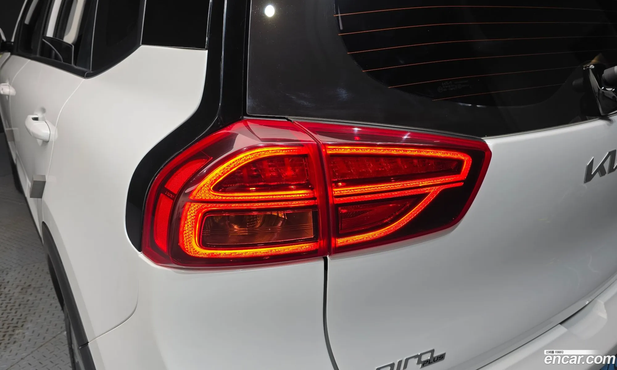 Kia Niro Plus 2022 — 18