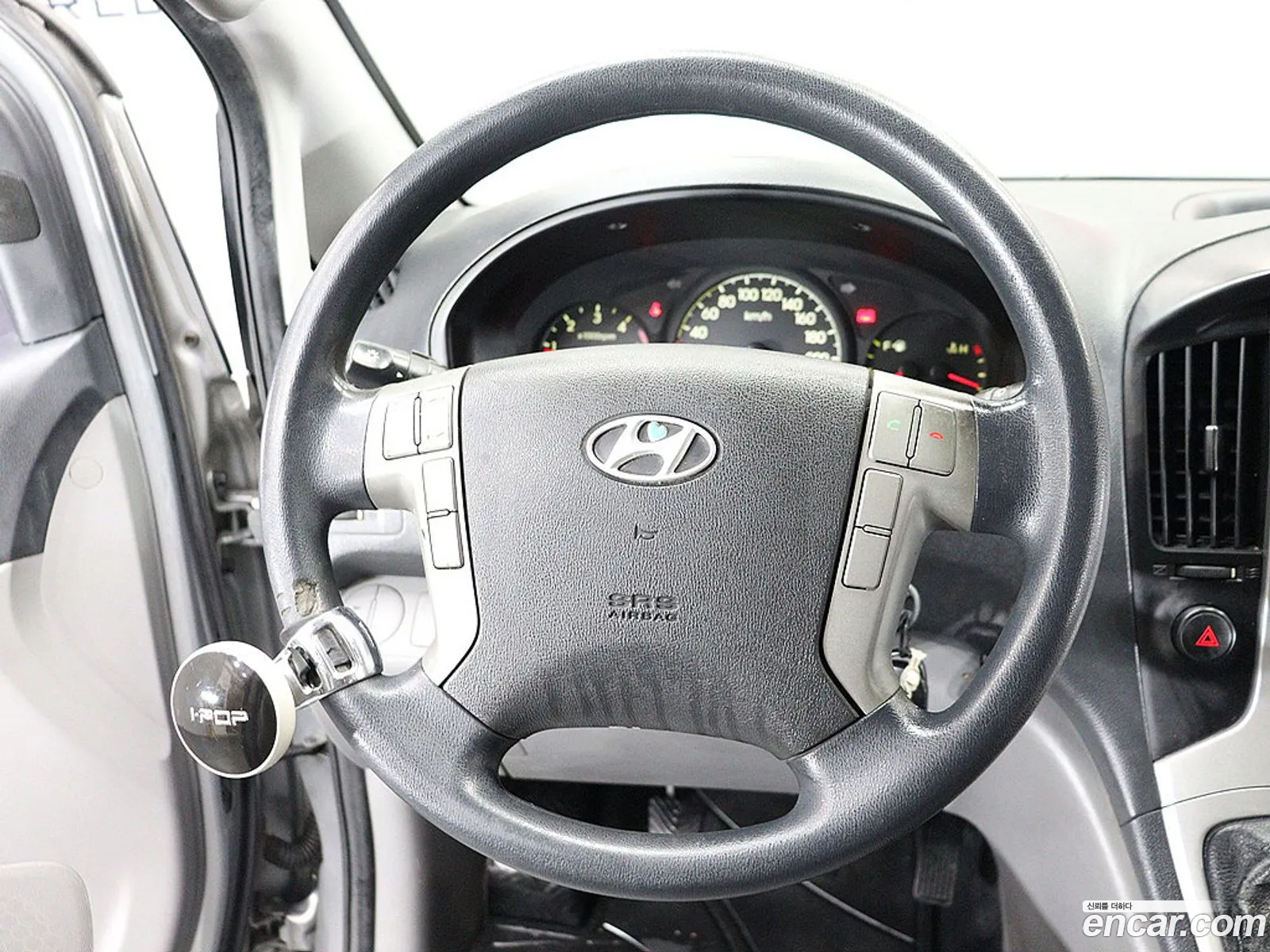 Hyundai Grand Starex 2012 — 2