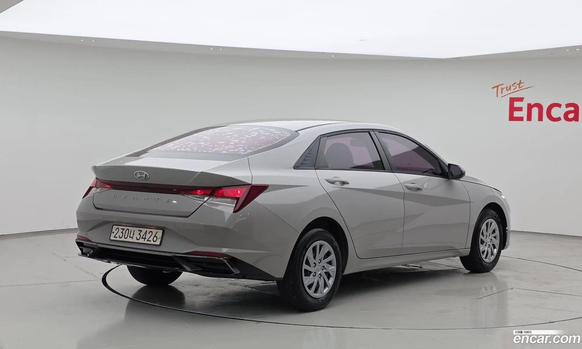 Hyundai Elantra 2020 — 8