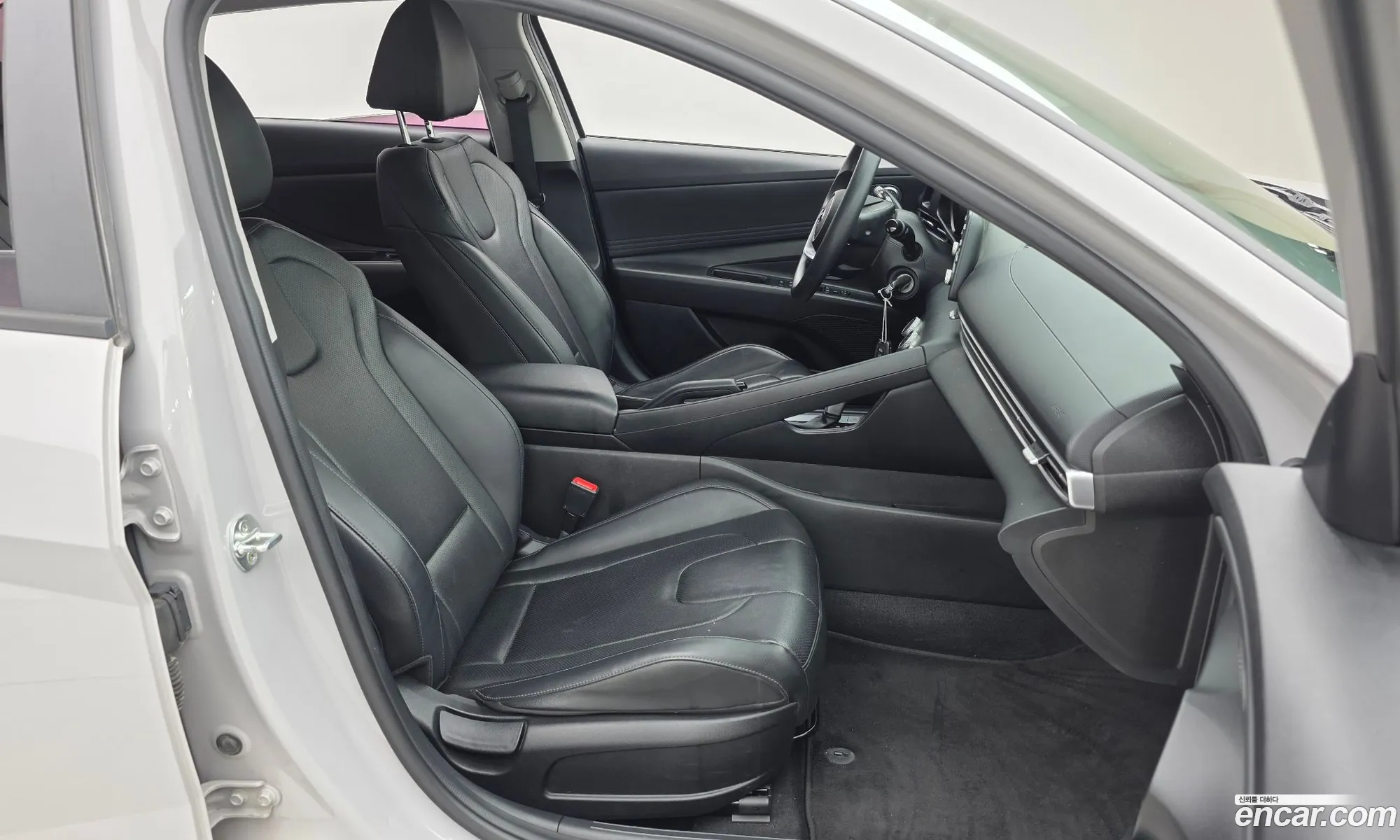 Hyundai Elantra 2020 — 5