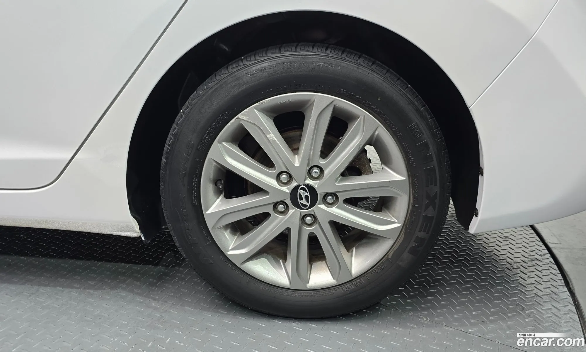 Hyundai Elantra 2014 — 21