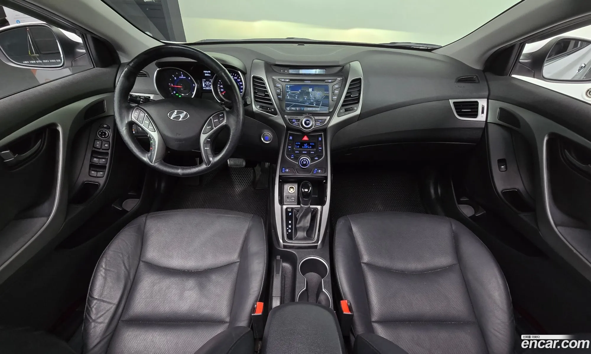 Hyundai Elantra 2014 — 29
