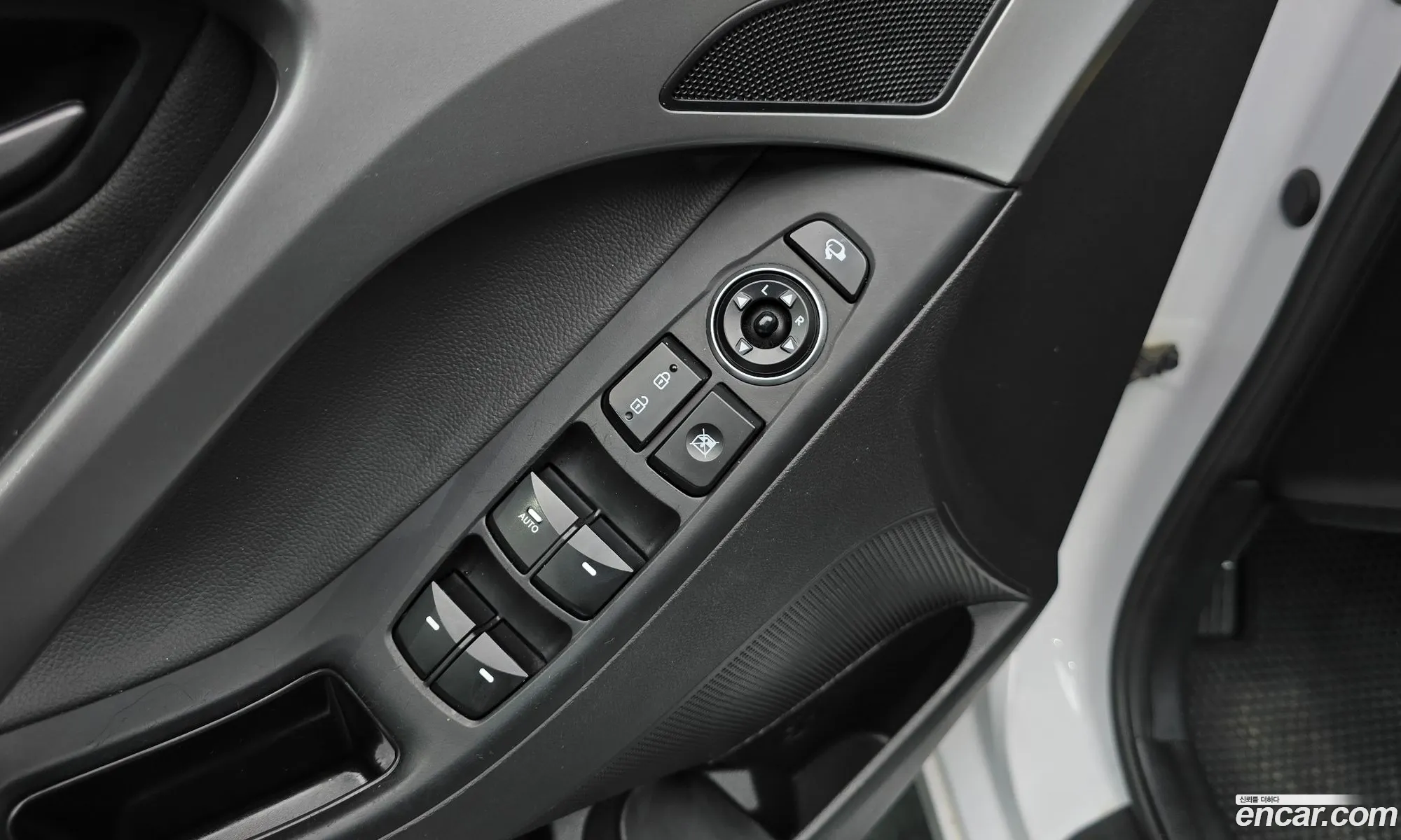 Hyundai Elantra 2014 — 2