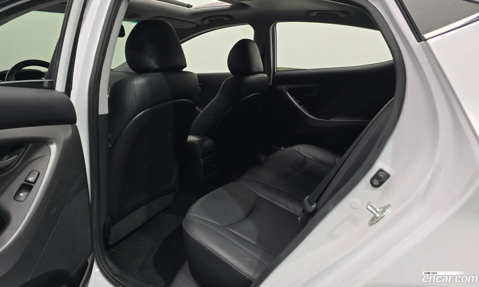 Hyundai Elantra 2014 — 7