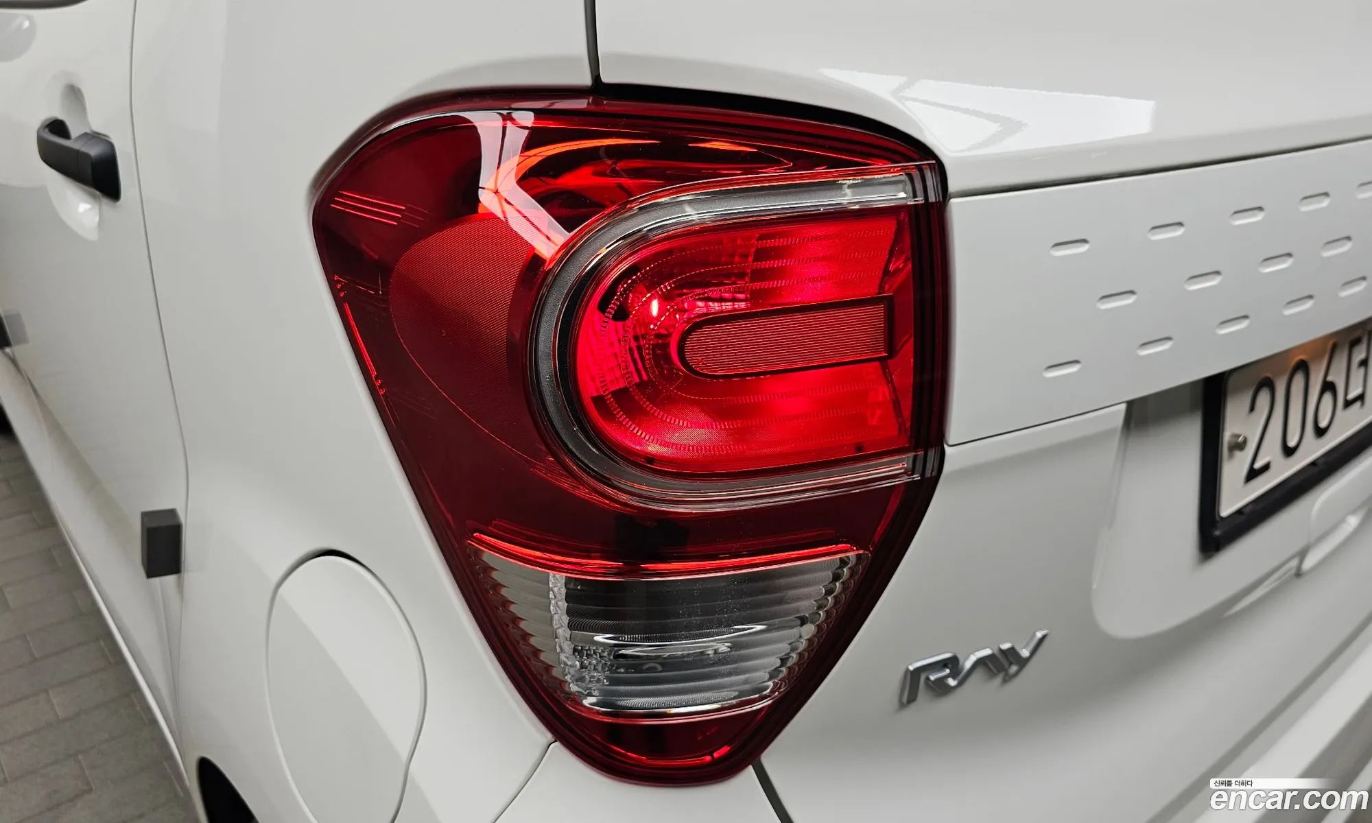 Kia Ray 2022 KNACF911BNT294609 — 12