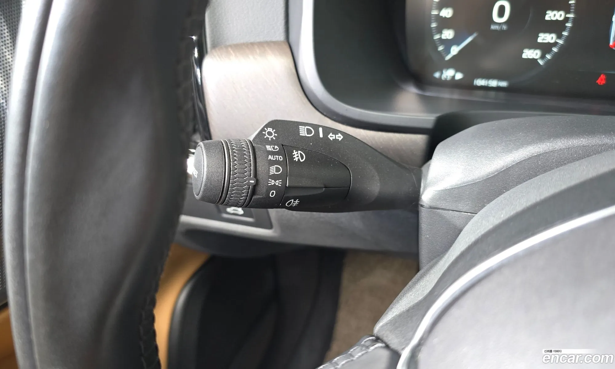 Volvo V90 Cross Country 2018 — 14