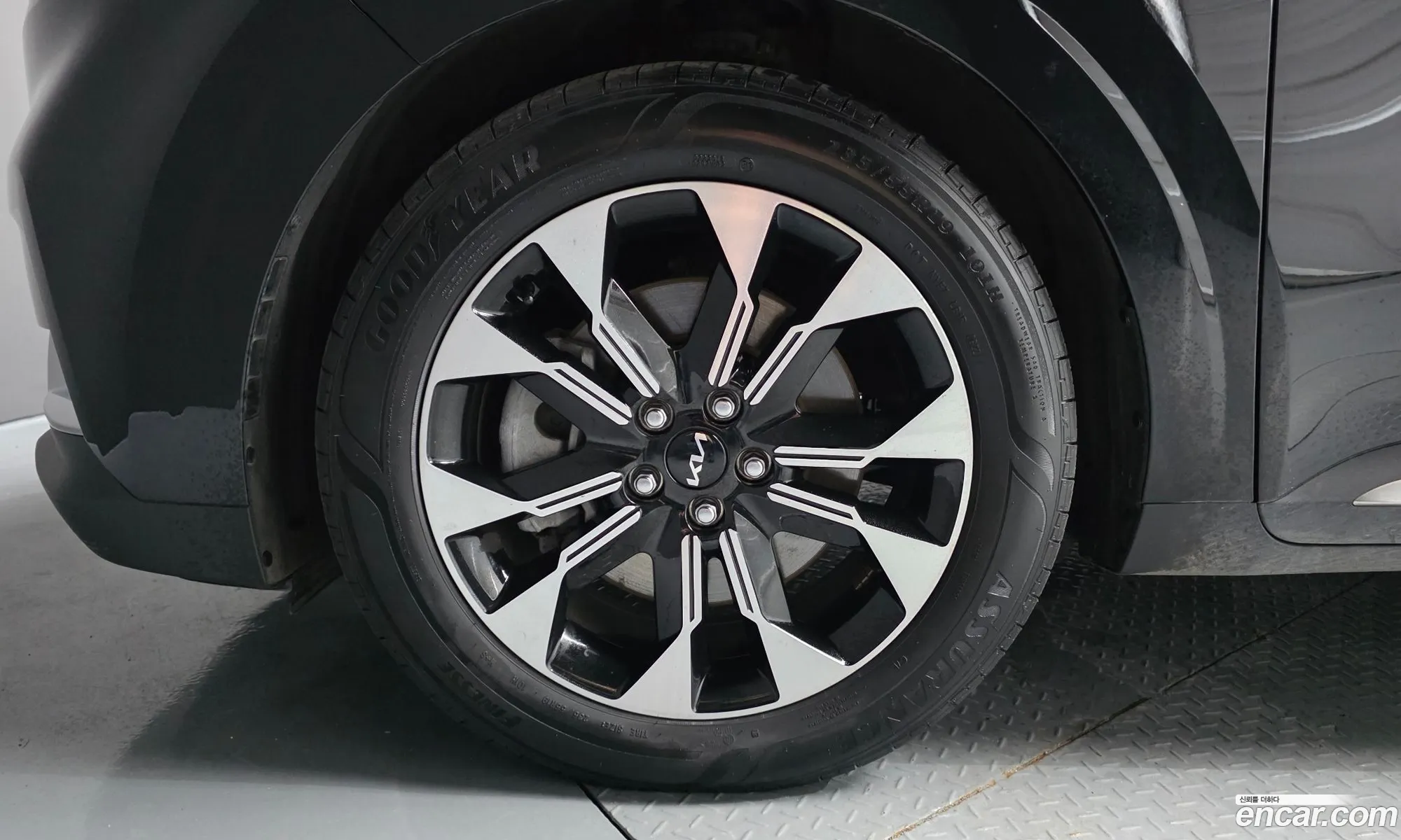 Kia Carnival 2022 KNANC813BPS207532 — 7