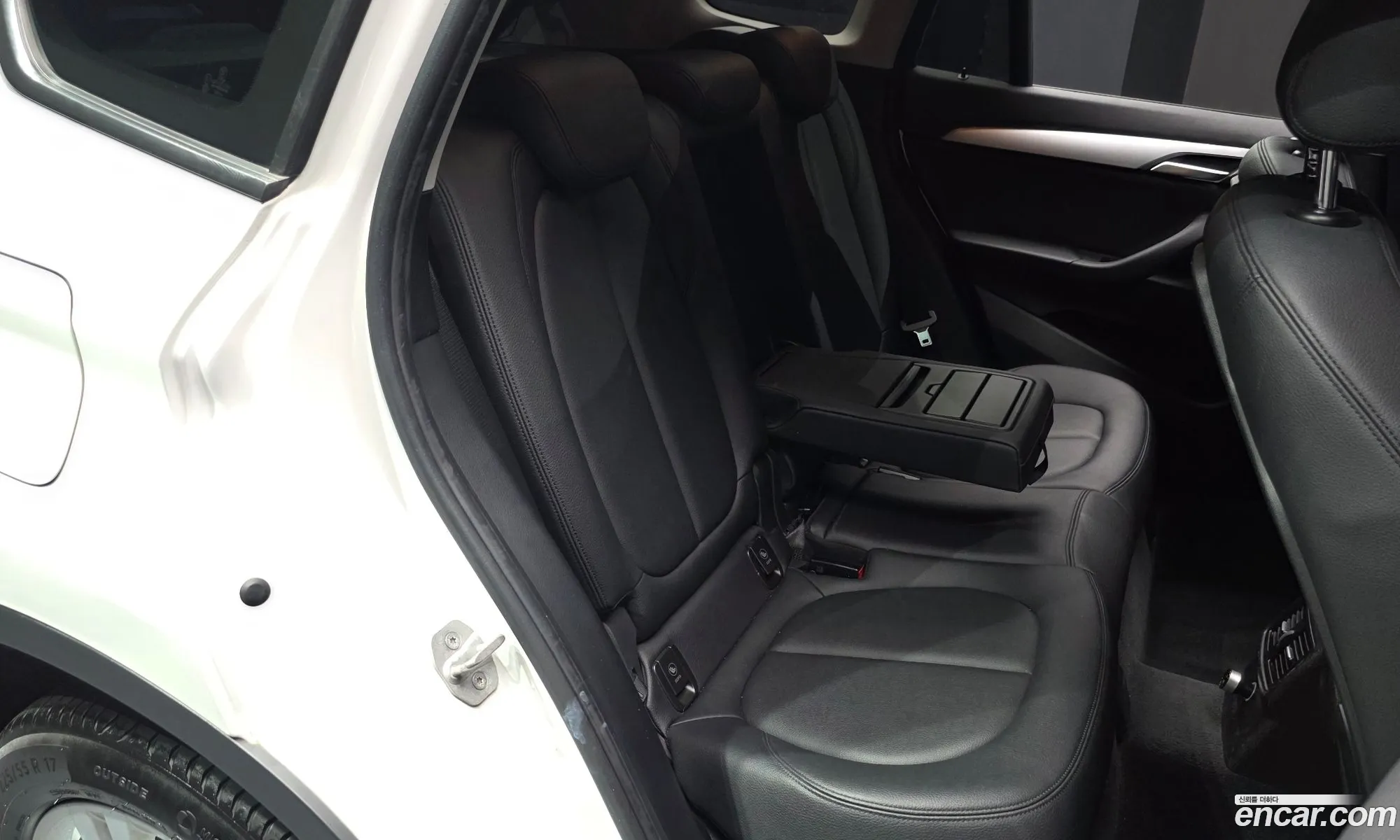 BMW X1 2016 WBAHT9100H5F19982 — 2