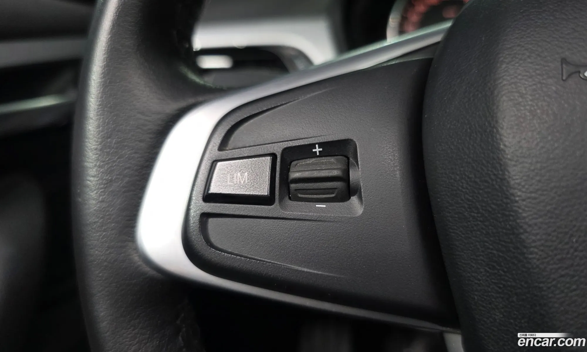 BMW X1 2016 WBAHT9100H5F19982 — 19