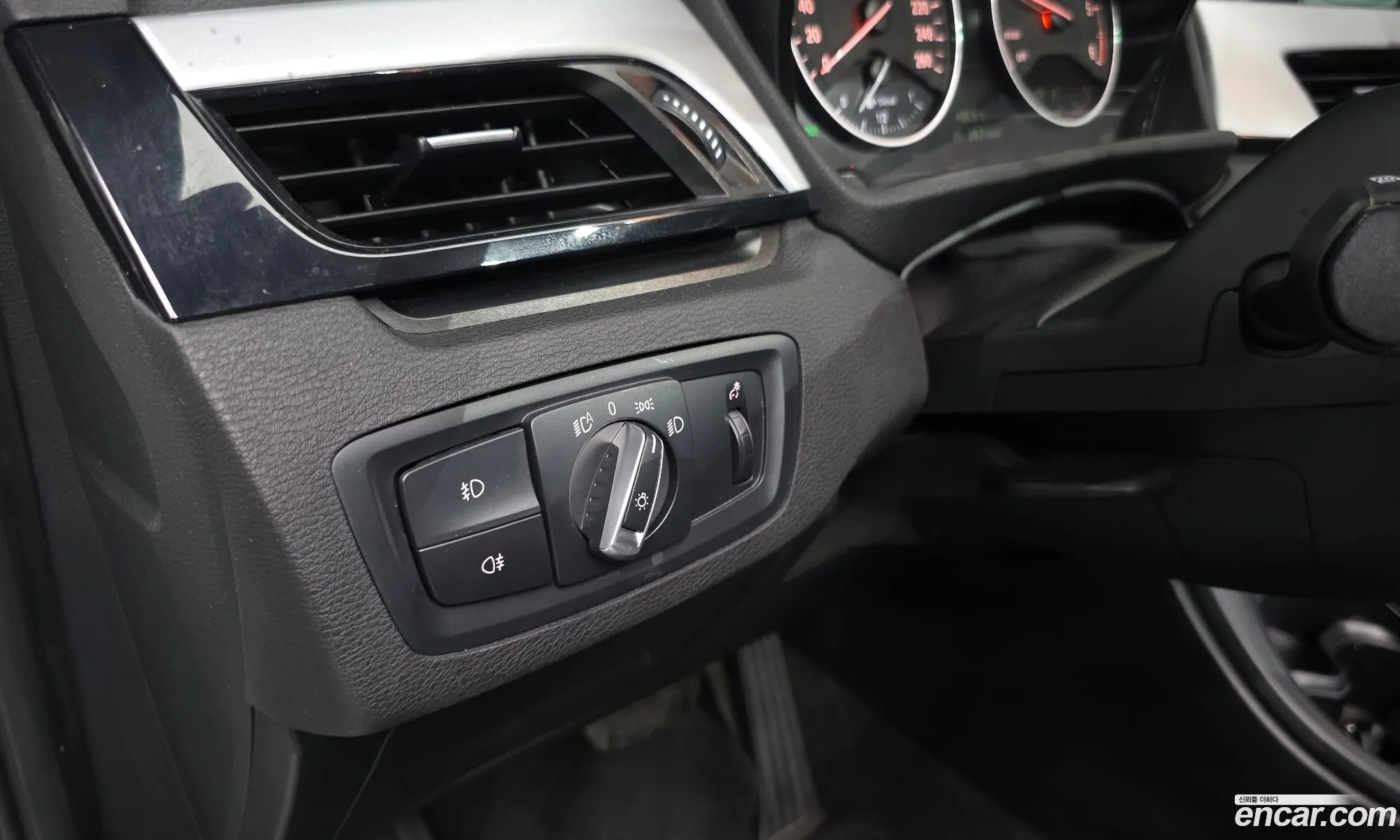 BMW X1 2016 WBAHT9100H5F19982 — 13