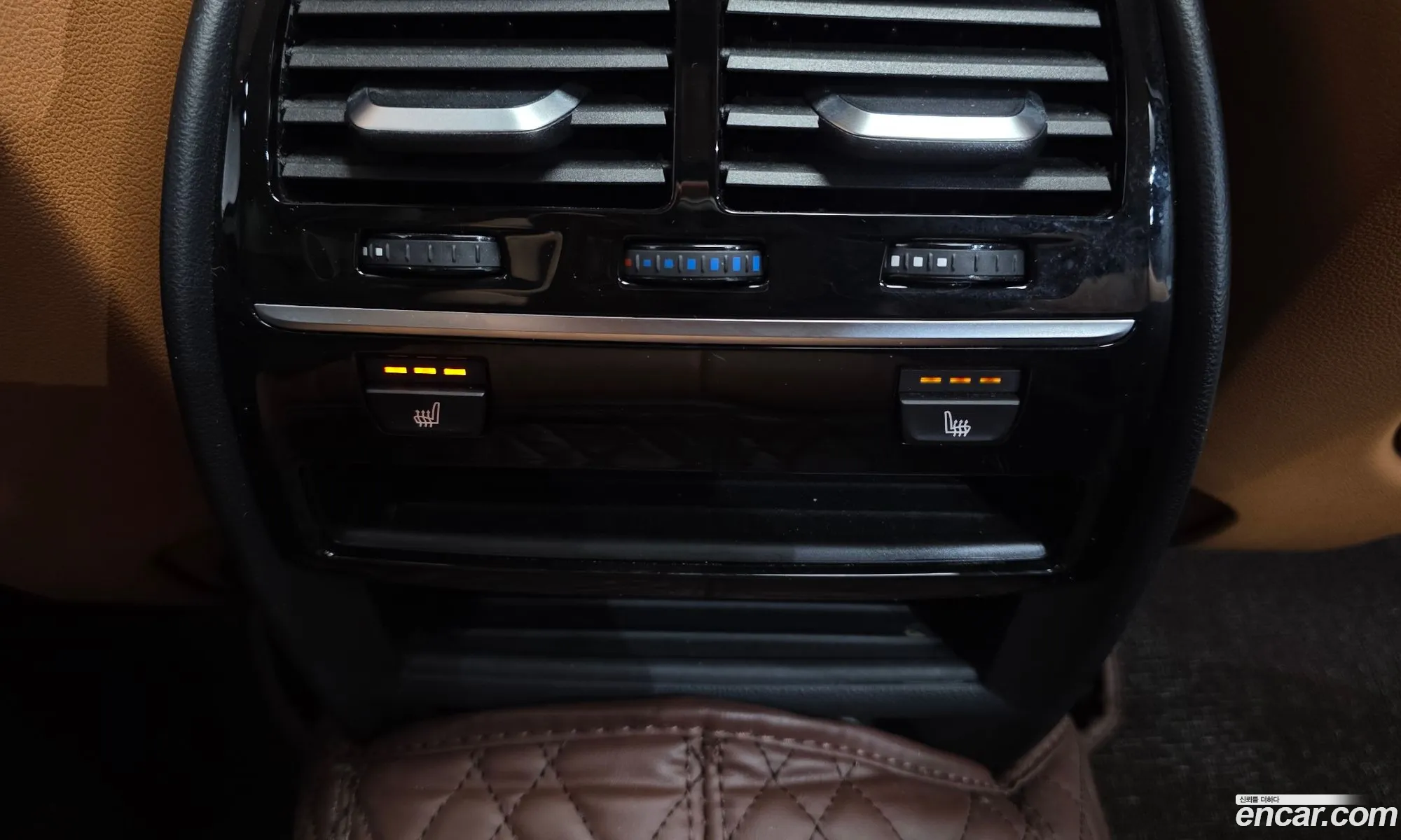 BMW 5 Series 2018 WBAJK7104JBH23636 — 7