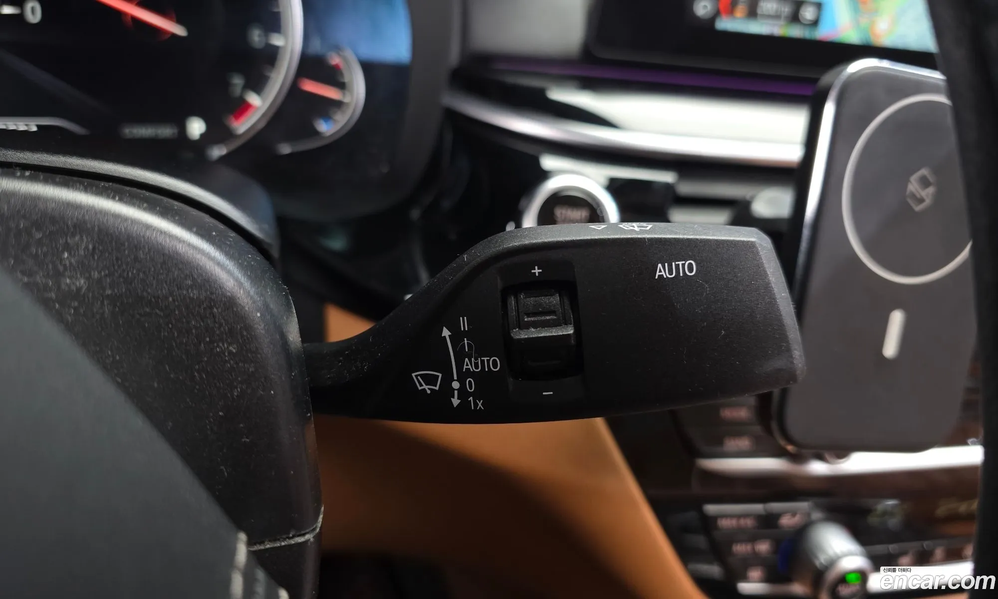 BMW 5 Series 2018 WBAJK7104JBH23636 — 24