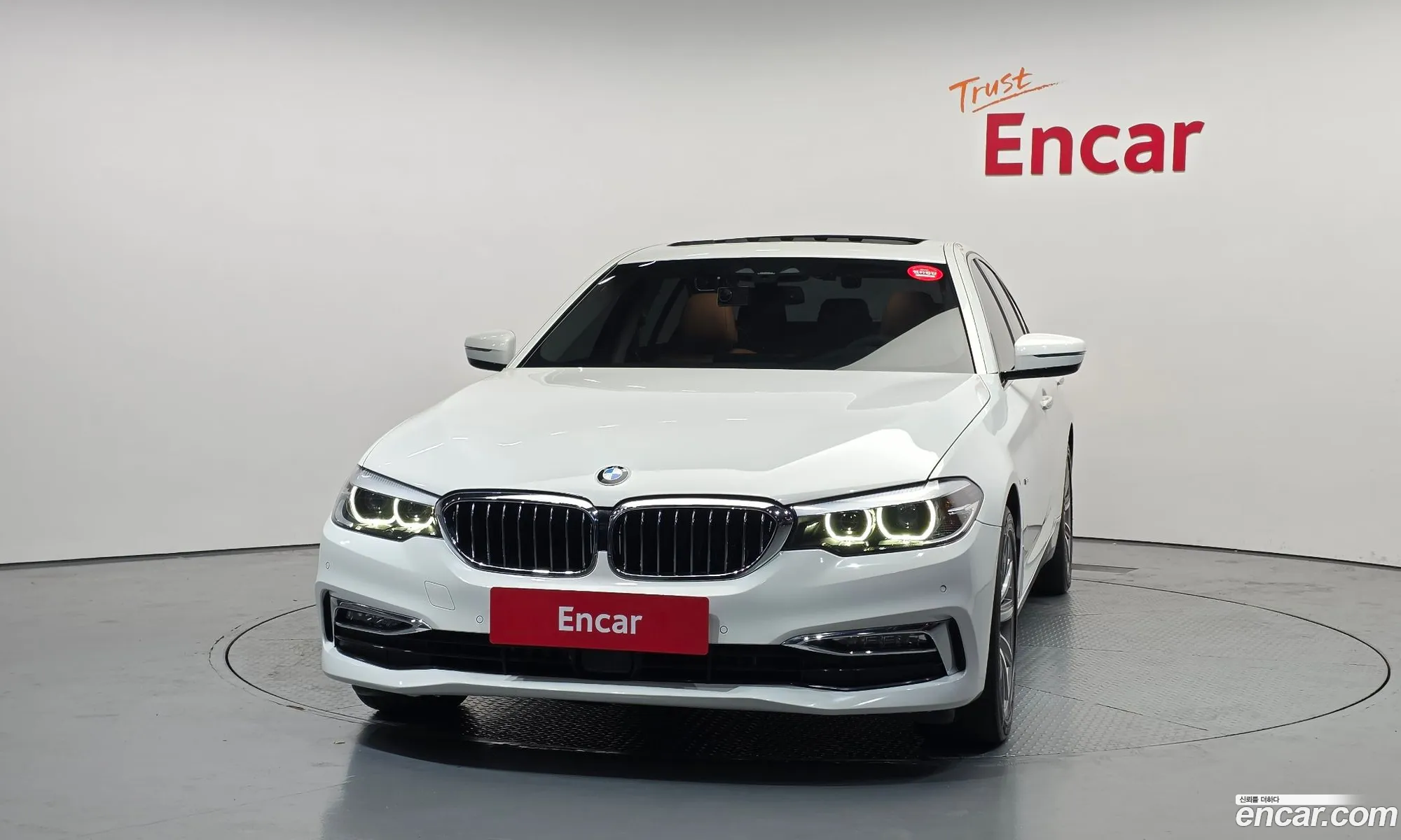 BMW 5 Series 2018 WBAJK7104JBH23636 — 11