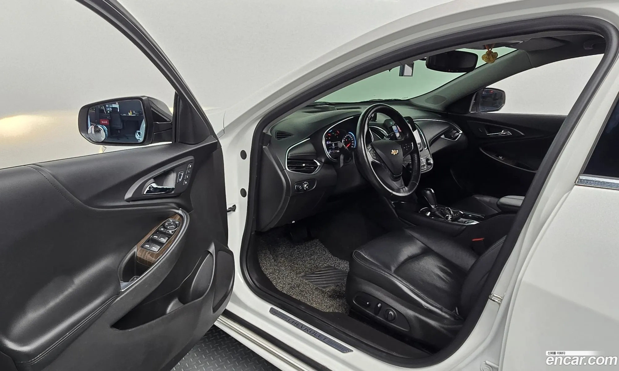 Chevrolet (GM Daewoo) Malibu 2016 — 31