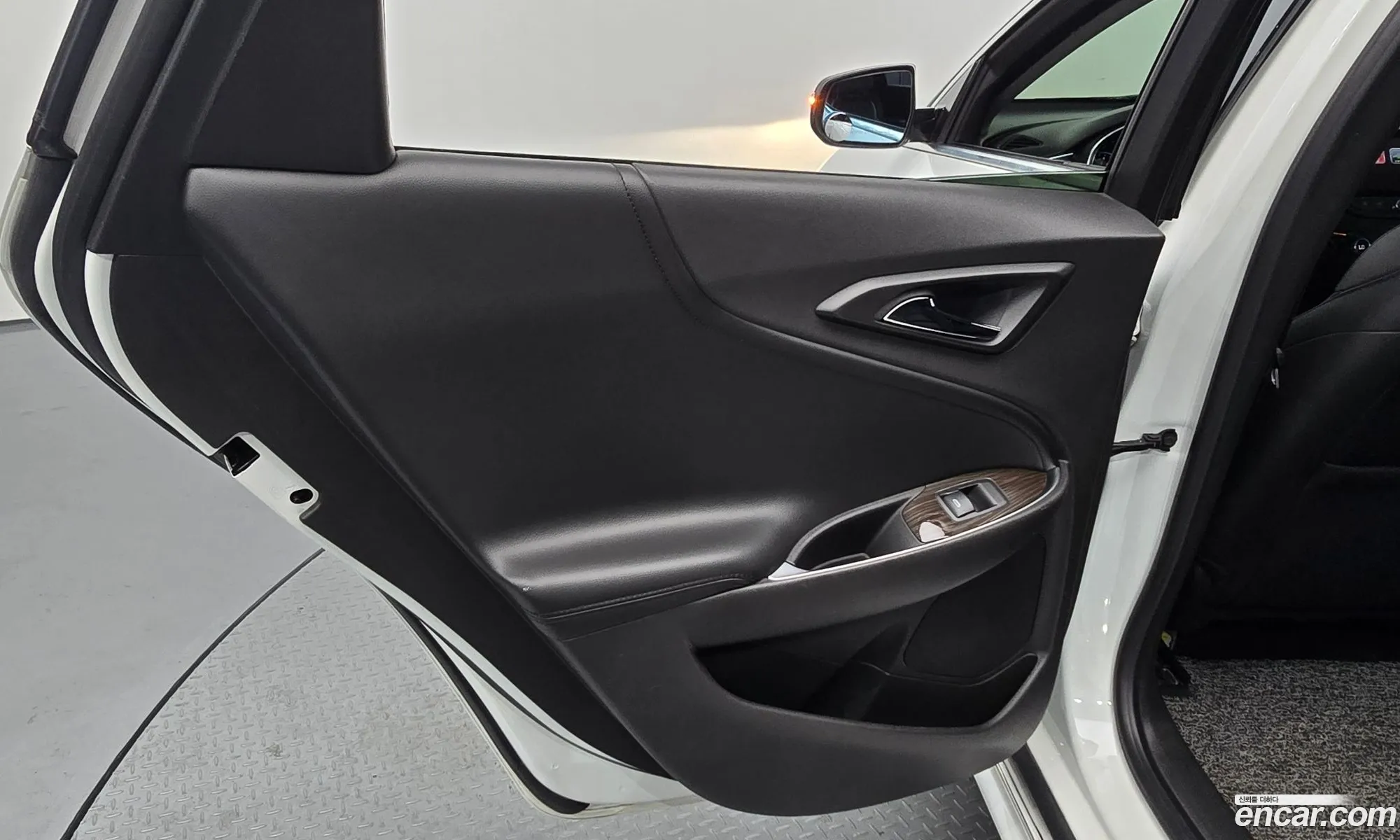 Chevrolet (GM Daewoo) Malibu 2016 — 28