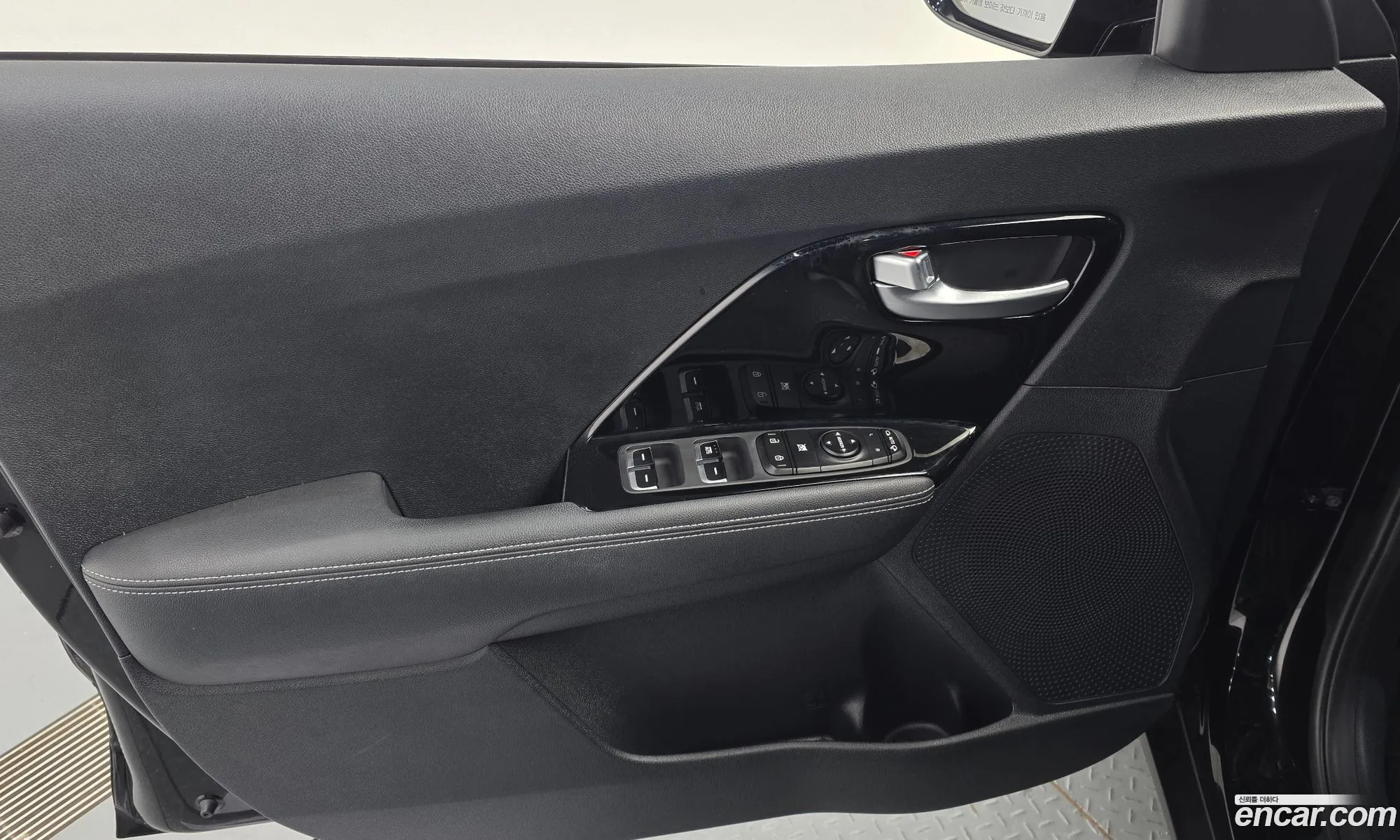 Kia Niro 2021 KNACB81CGNA502886 — 2