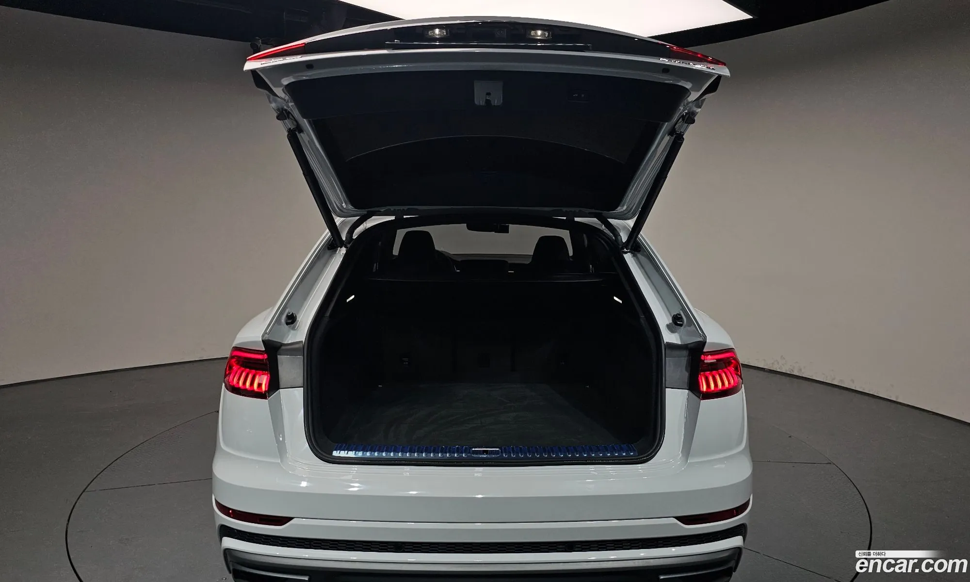 Audi Q8 2021 WAUZZZF14MD041180 — 15