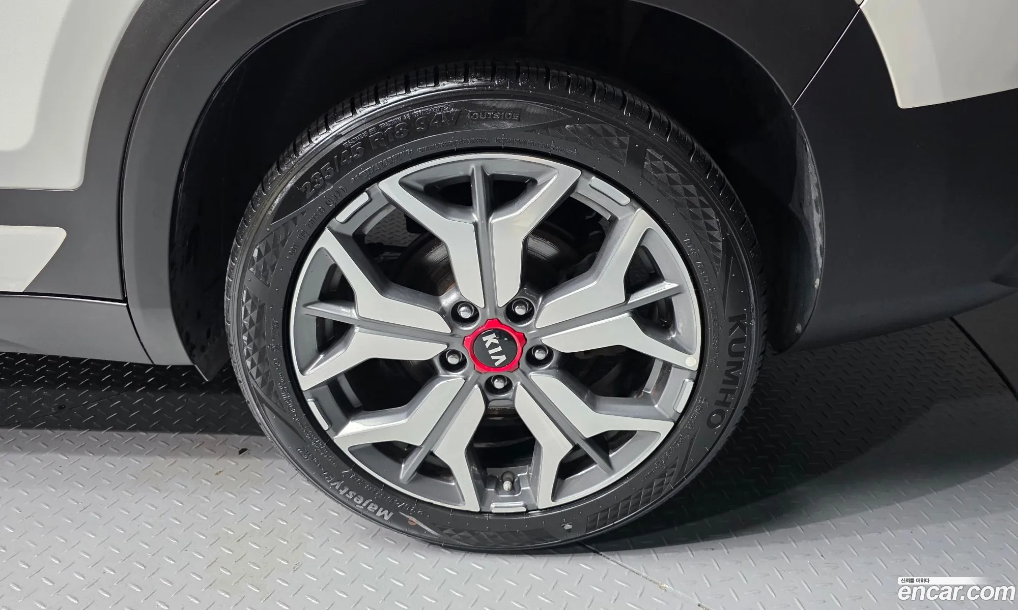 Kia Seltos 2020 KNAEV812HMK123406 — 22
