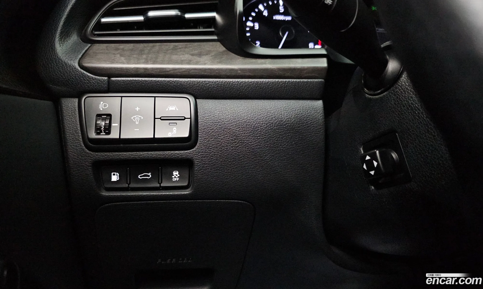Kia K7 Premier 2019 — 15