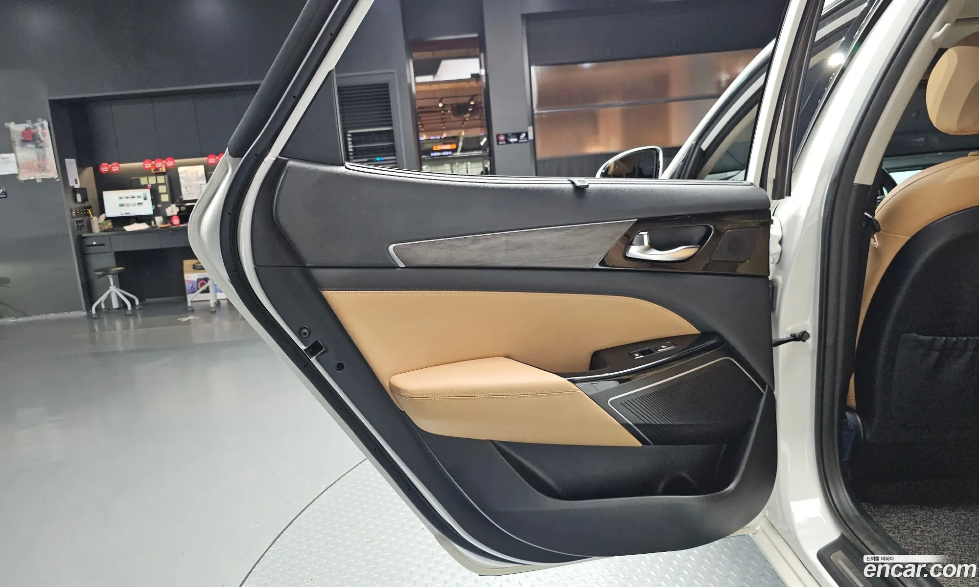Kia K7 Premier 2019 — 20
