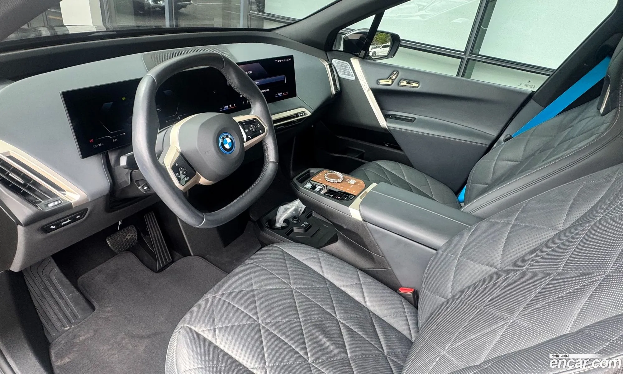 BMW iX 2024 — 8