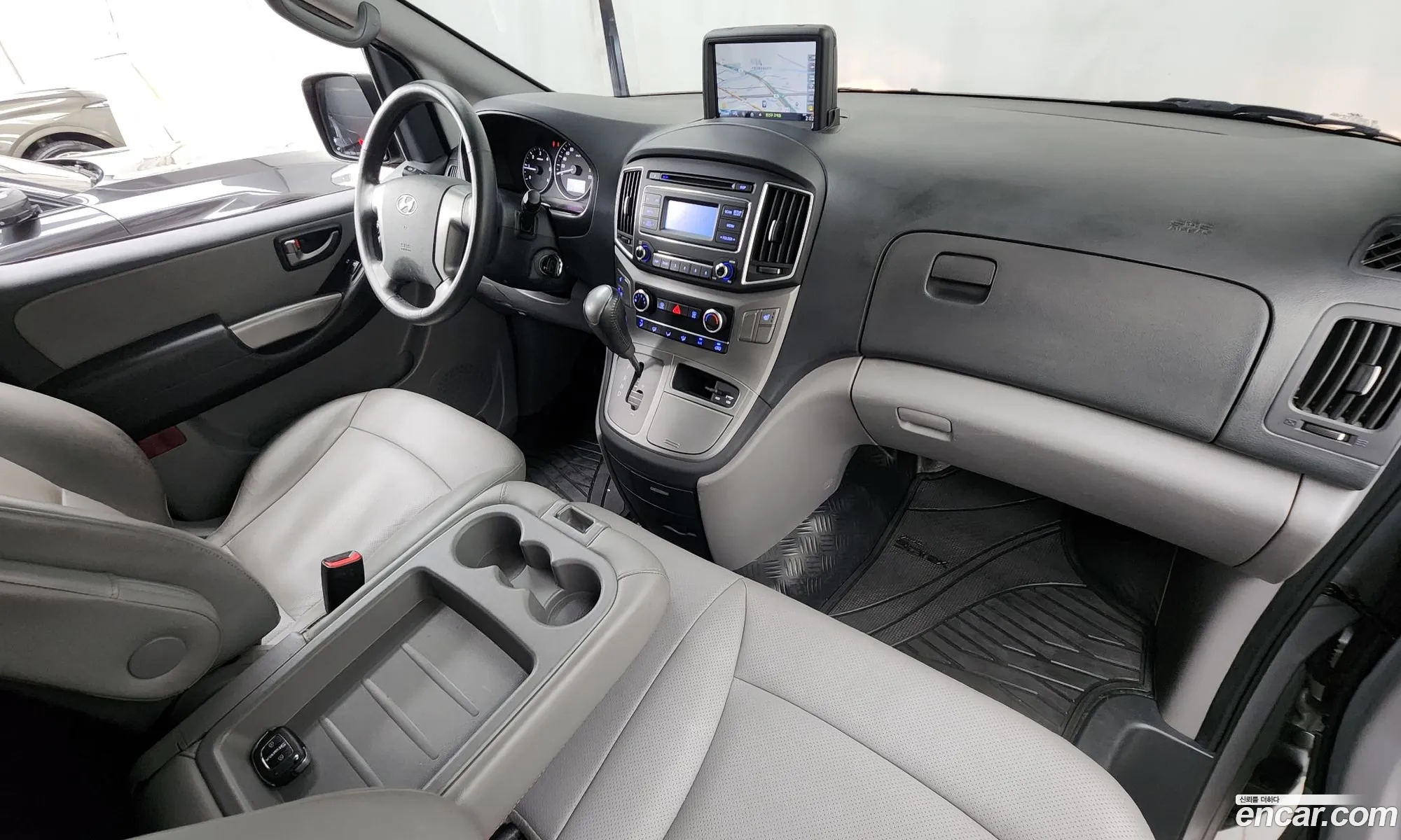 Hyundai Grand Starex 2020 — 7