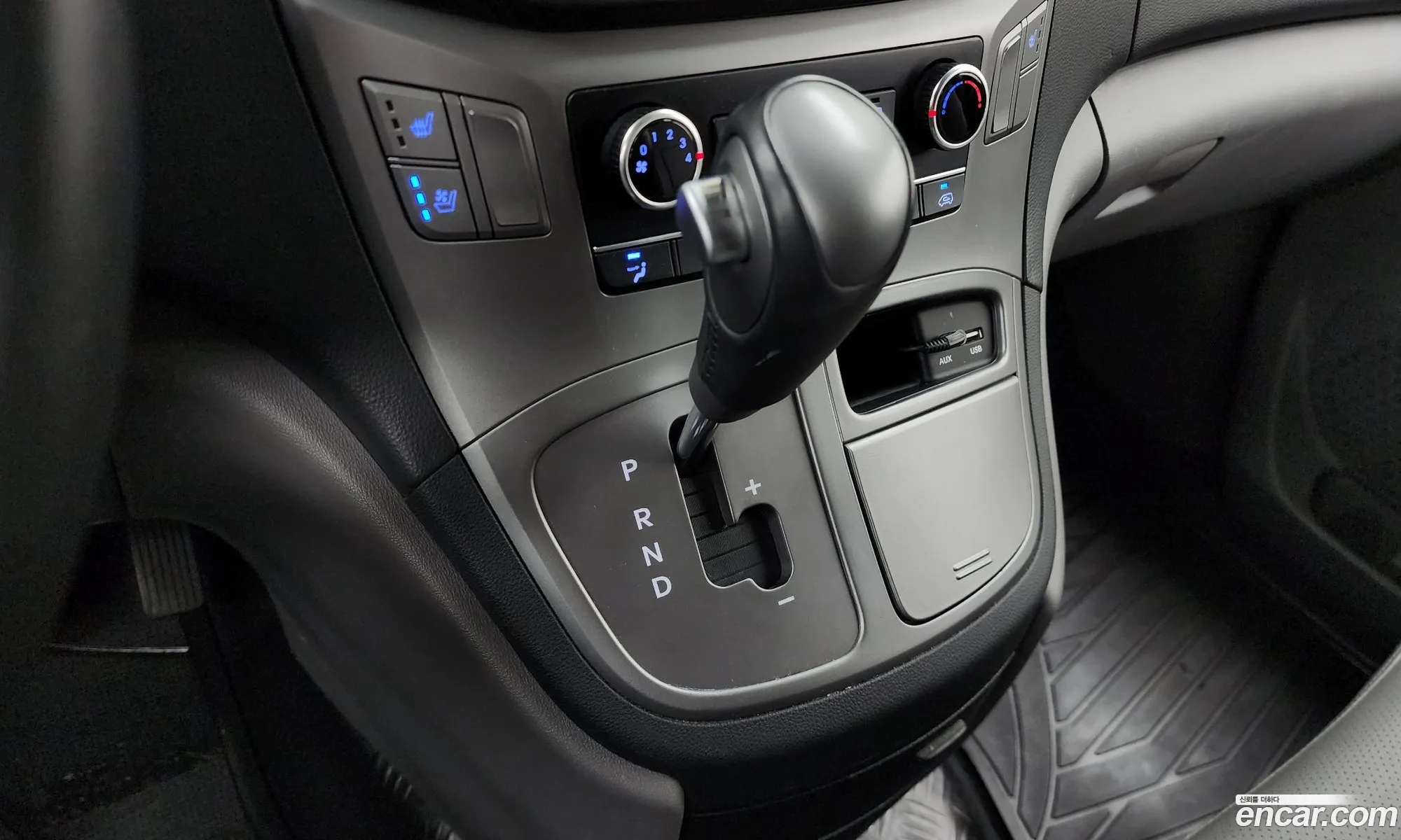 Hyundai Grand Starex 2020 — 9
