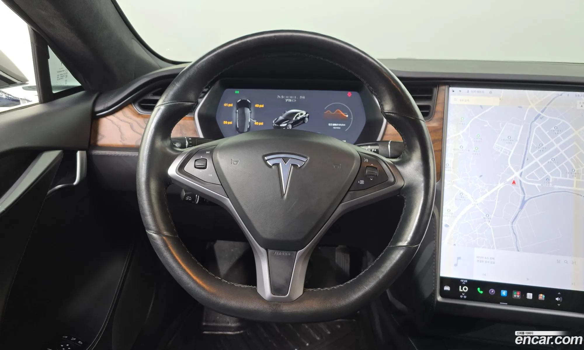 Tesla Model S 2019 5YJSA1E23KF301887 — 11