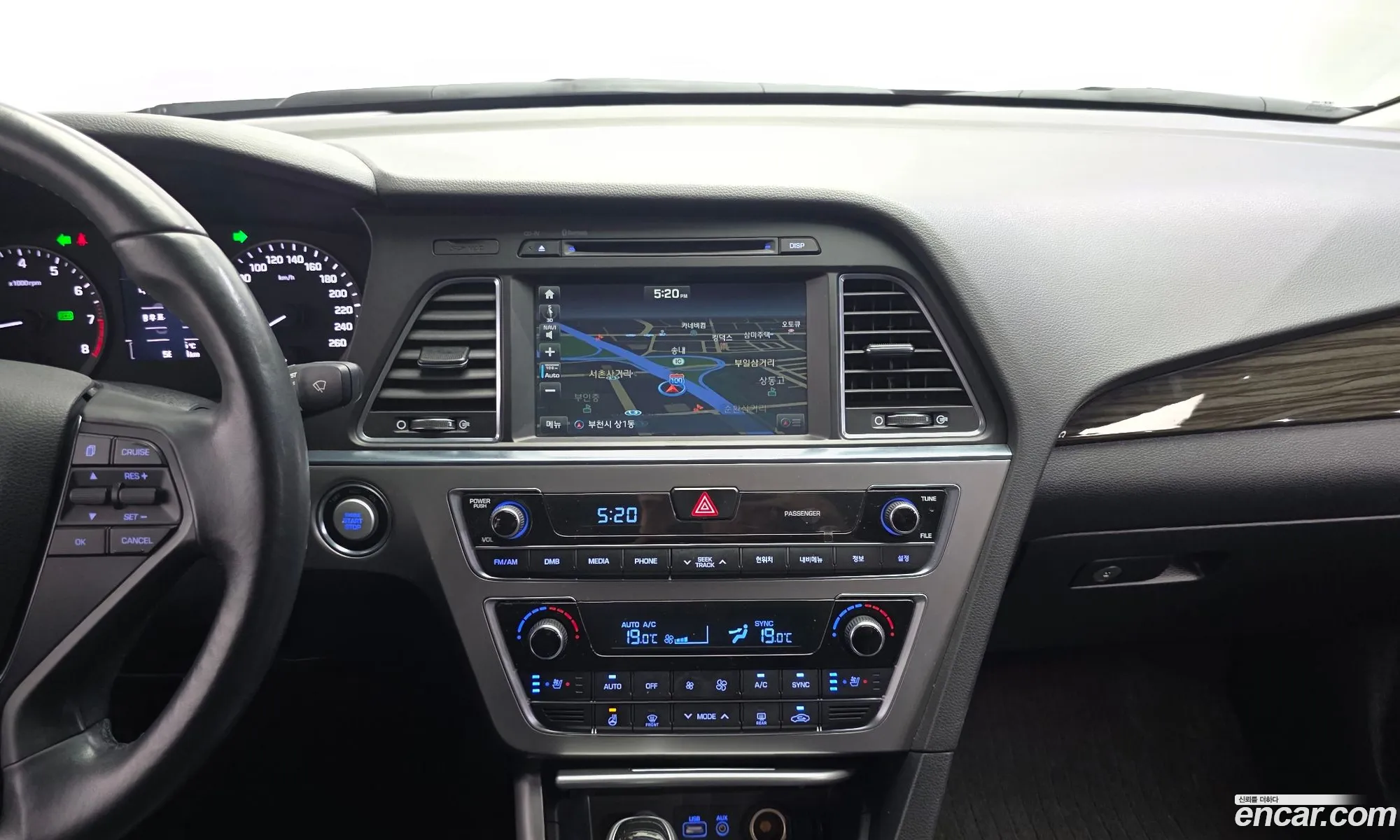 Hyundai LF Sonata 2014 KMHE341CBFA045888 — 12