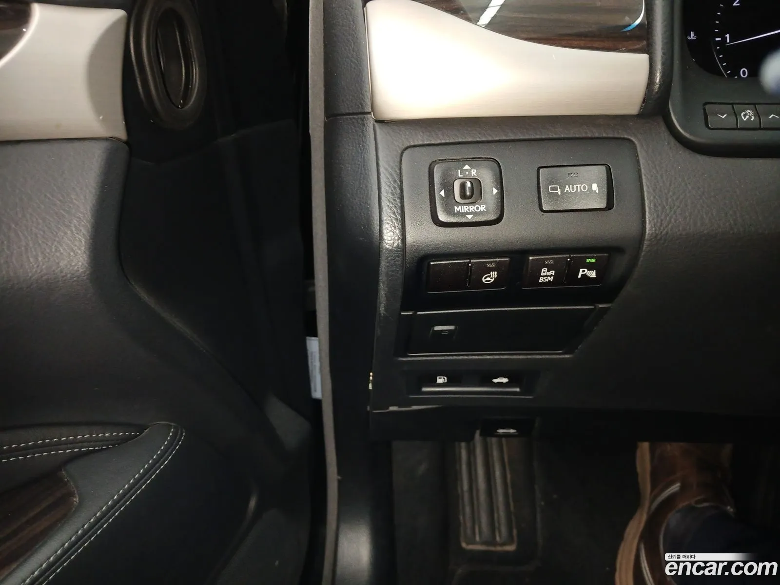 Lexus LS460 2014 — 18