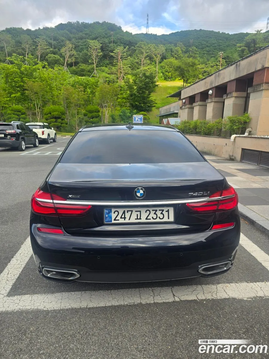 BMW 7 Series 2019 — 11