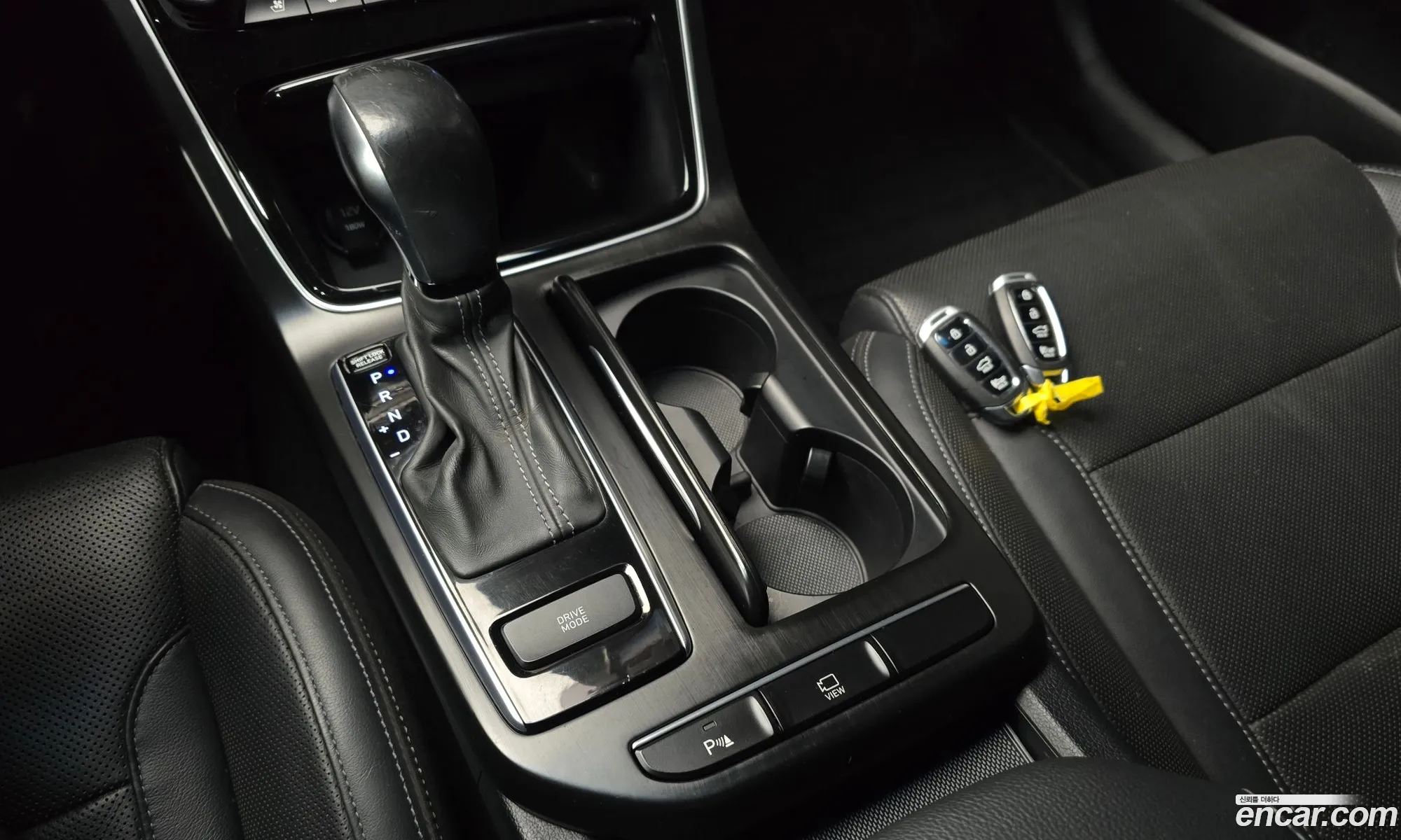 Hyundai Grandeur IG 2018 — 17