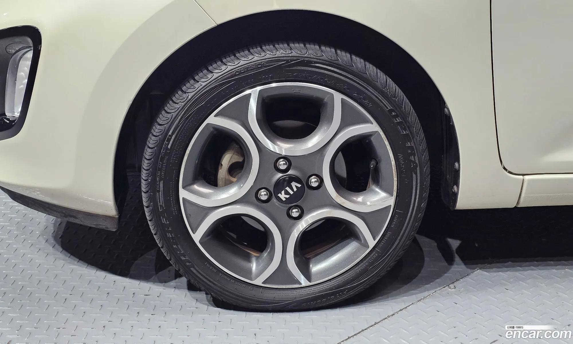 Kia Morning 2013 — 19