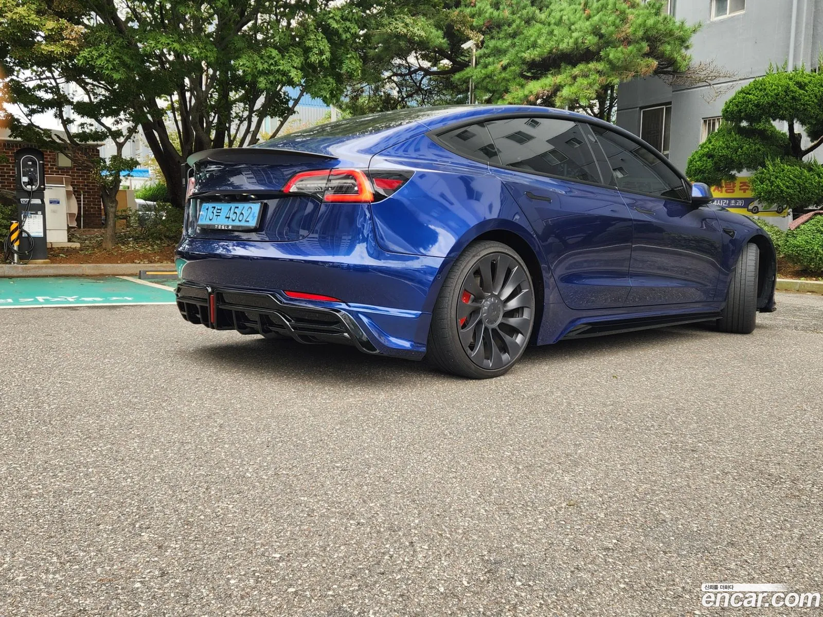 Tesla Model 3 2022 — 11