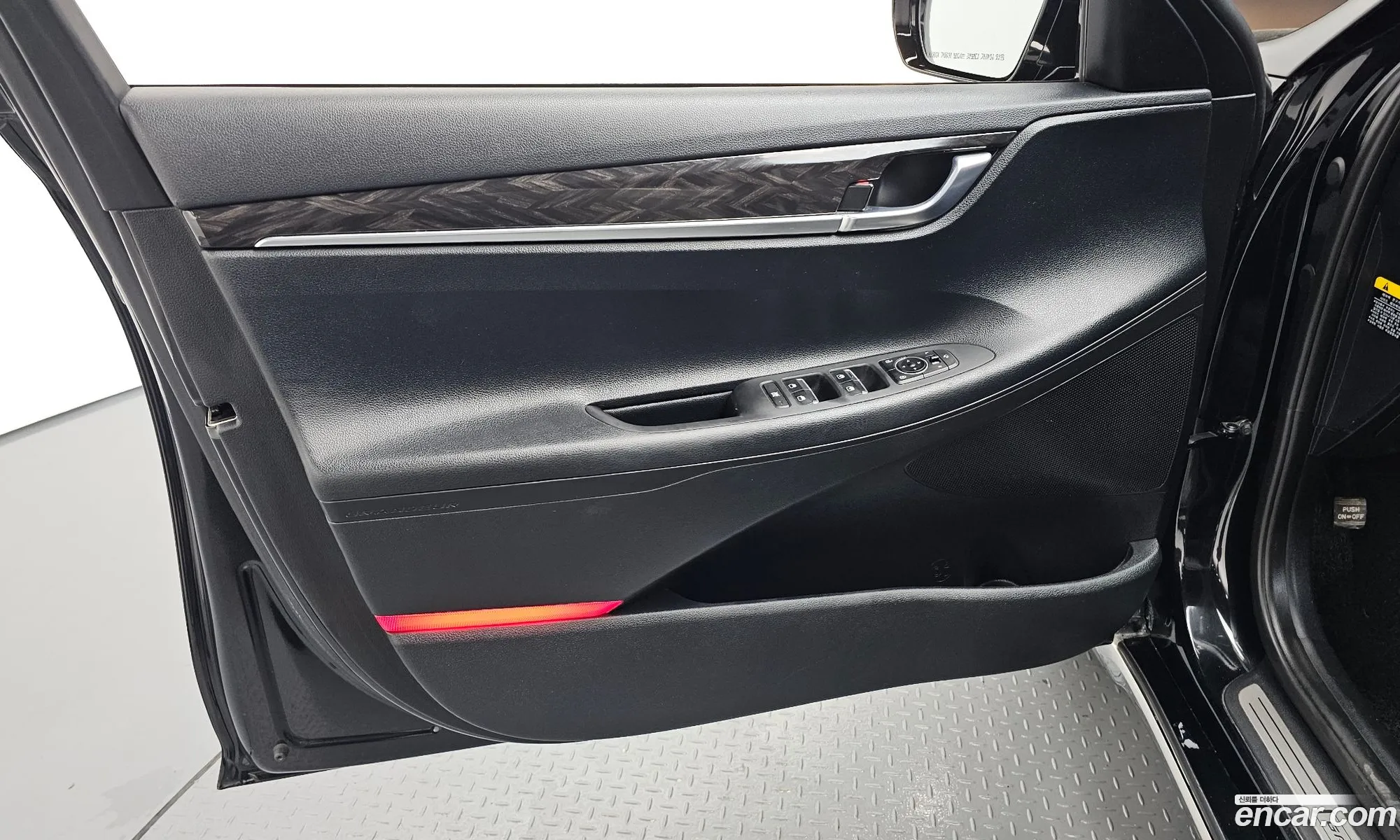 Hyundai Grandeur IG 2018 KMHF141CBKA180655 — 11