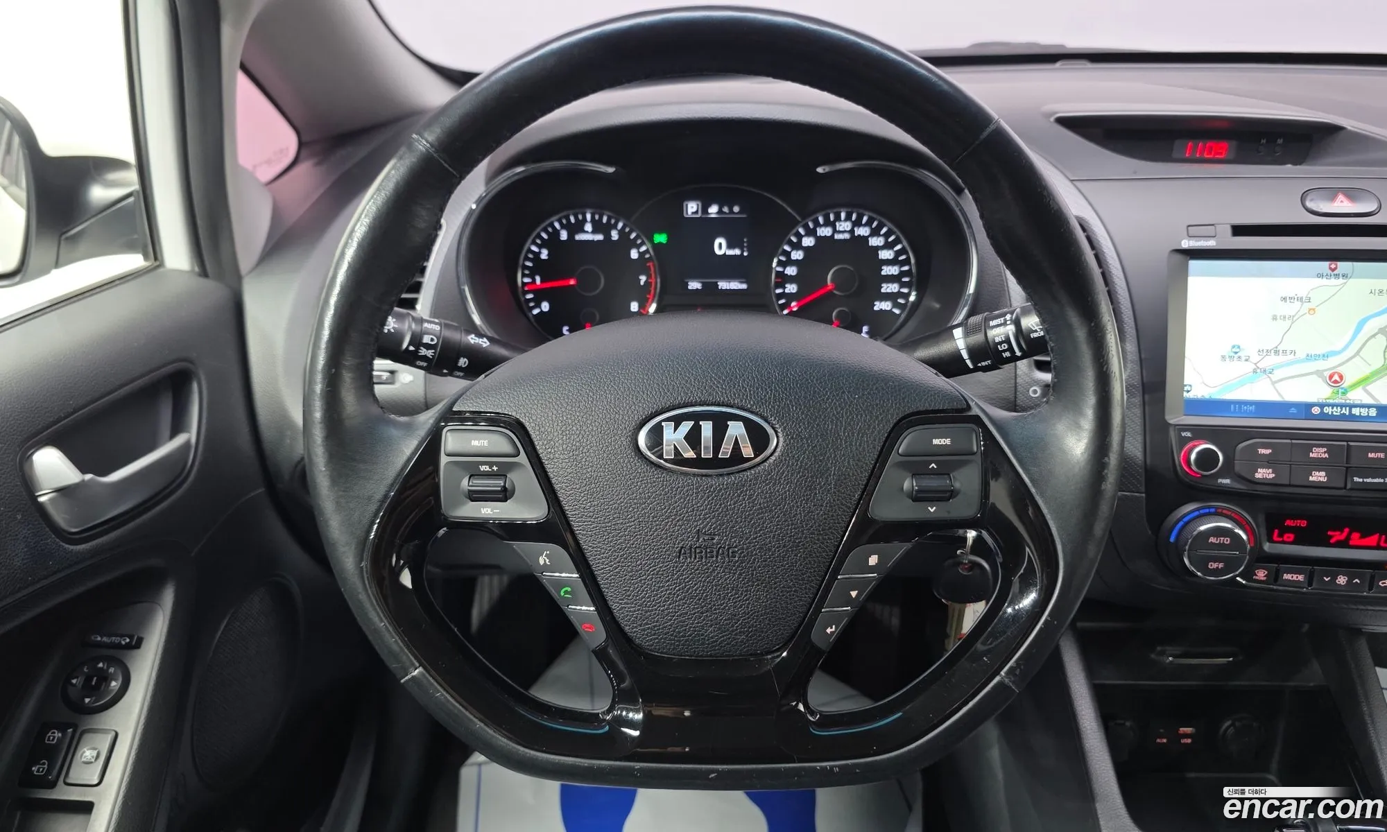 Kia K3 2016 KNAFK412BHA695747 — 8