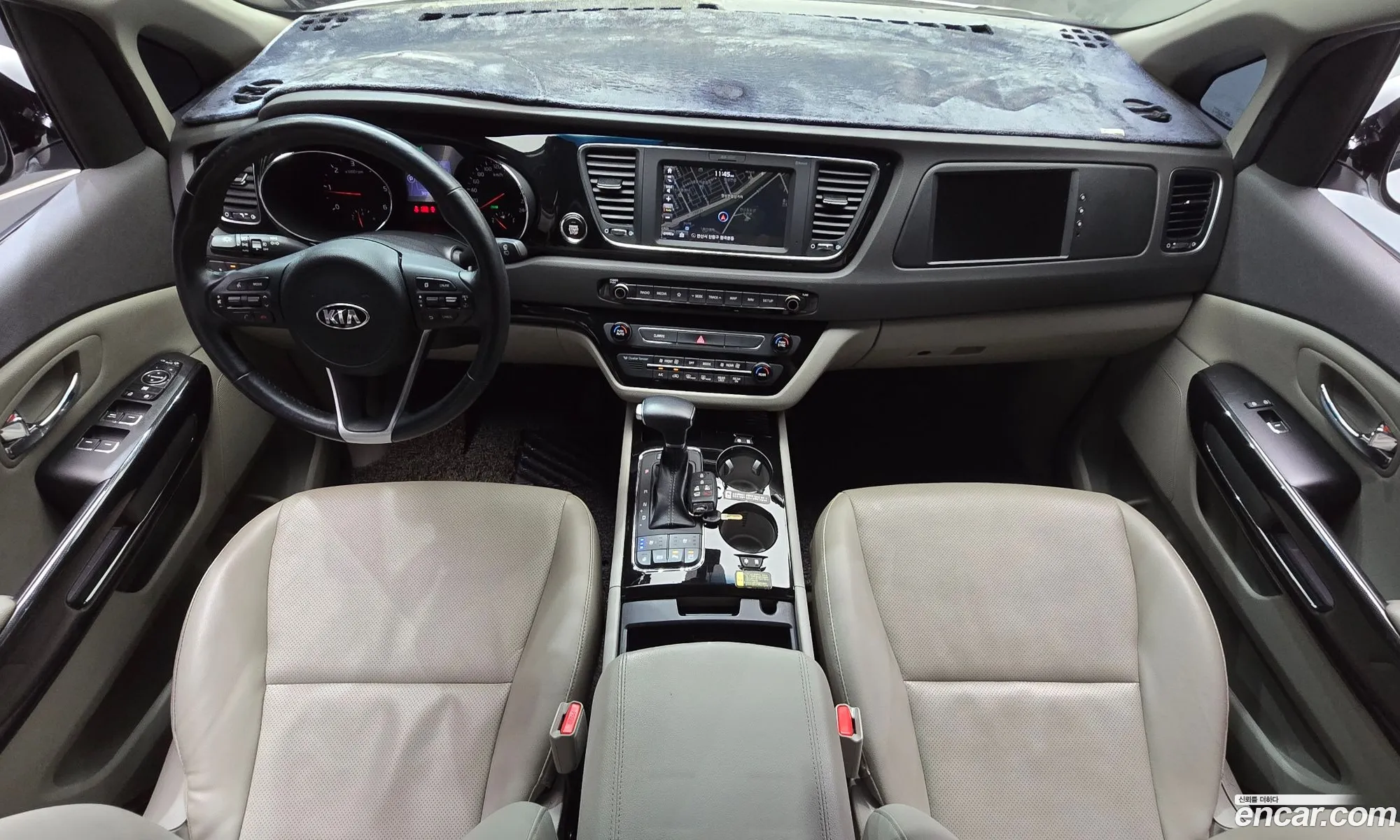 Kia Carnival 2018 KNAMC81ABJS425302 — 27