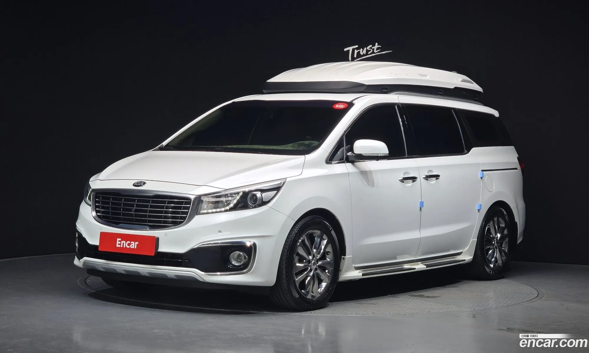 Kia Carnival 2018 KNAMC81ABJS425302 — 19