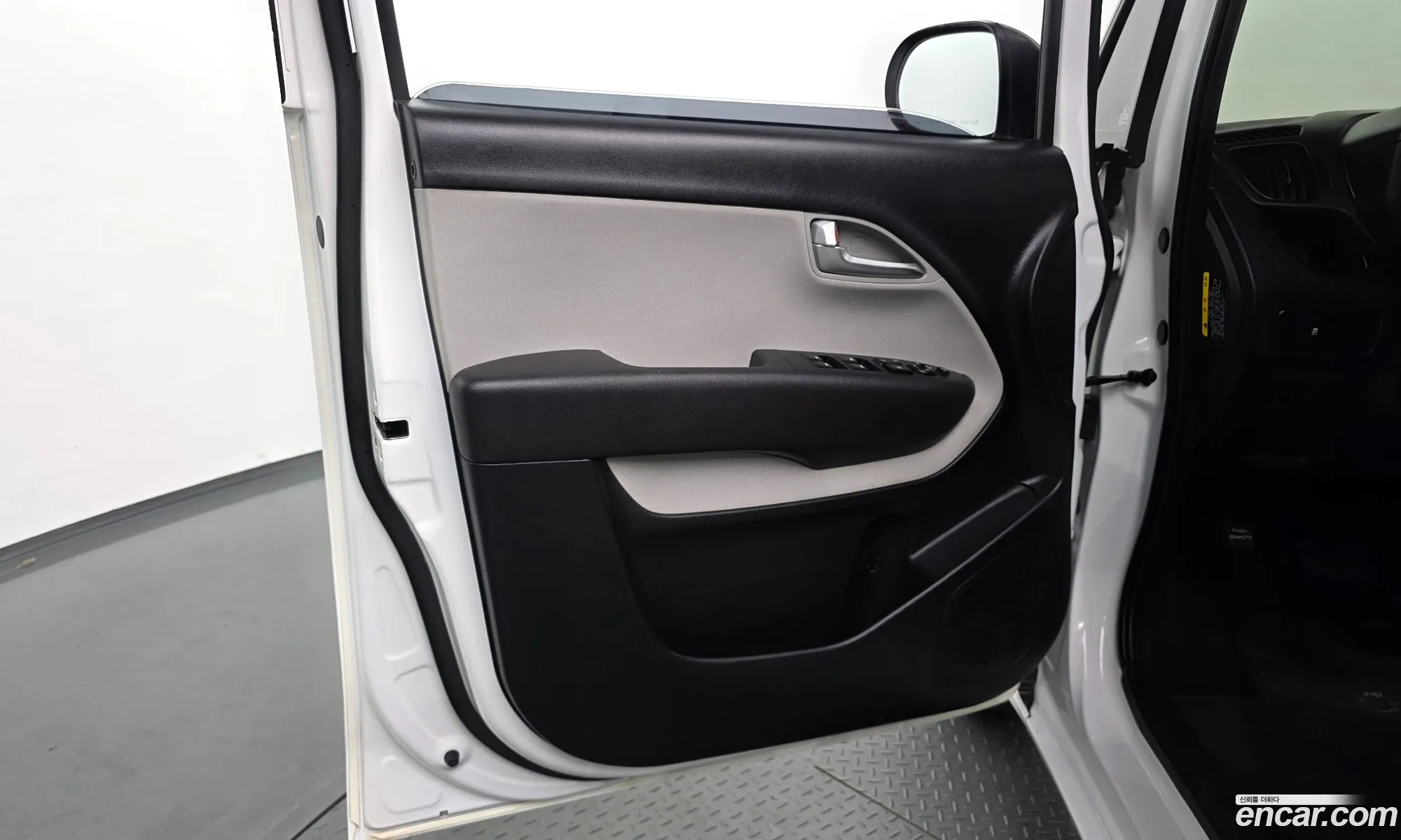 Kia Kia Ray 2023 — 8