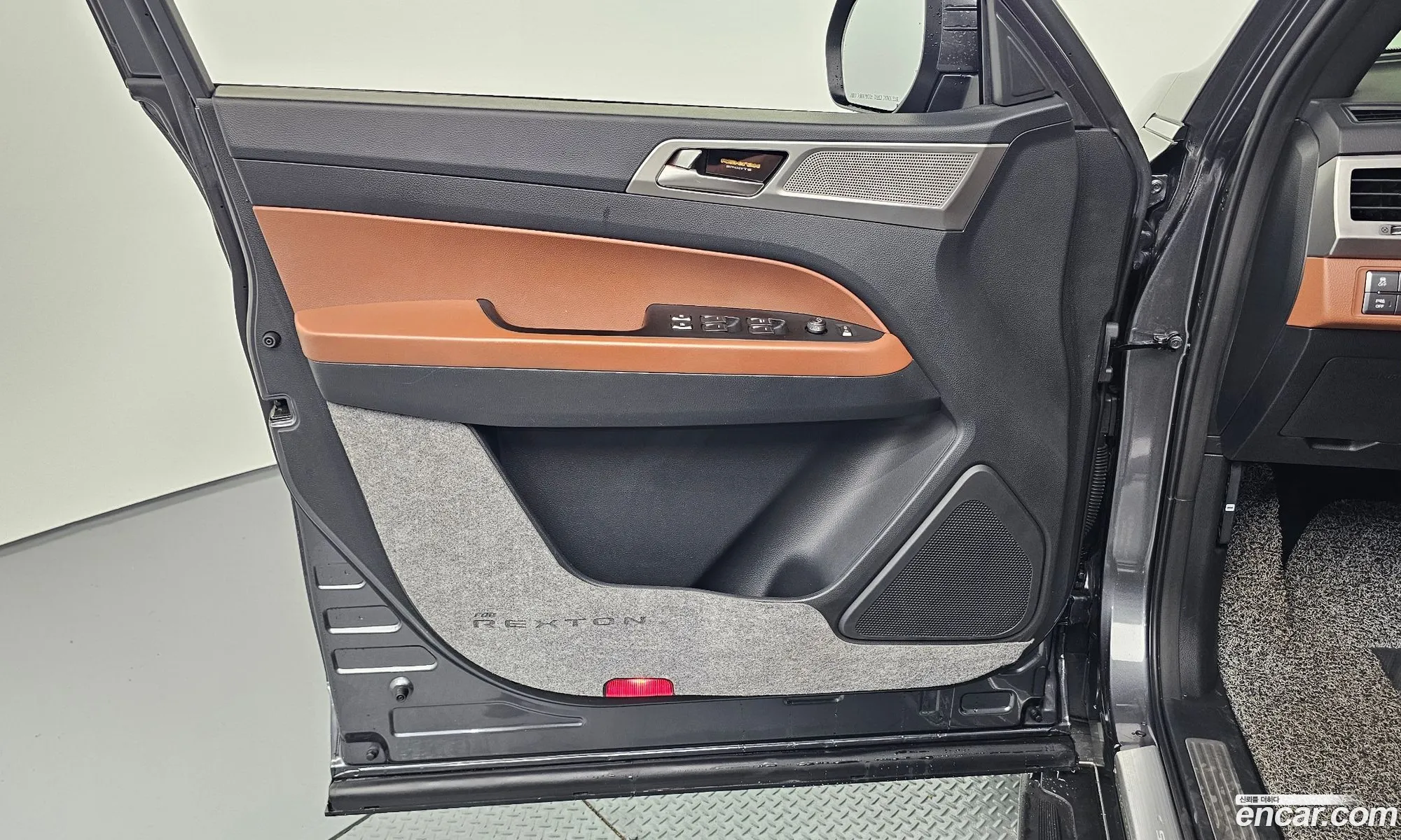 KG Mobility (SsangYong) Rexton Sports 2019 — 13