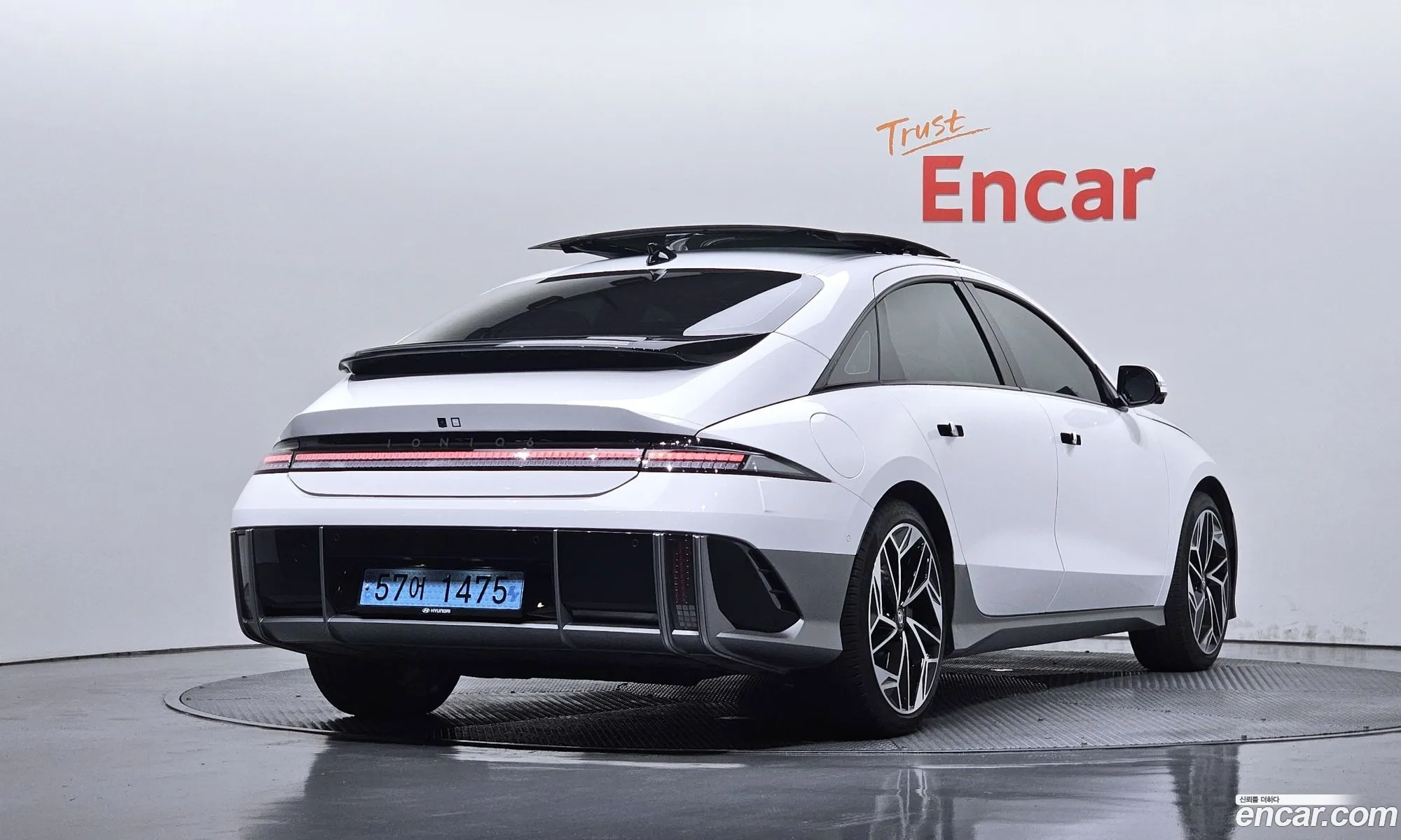 Hyundai Ioniq 6 2022 KMHM541CPPA004601 — 29